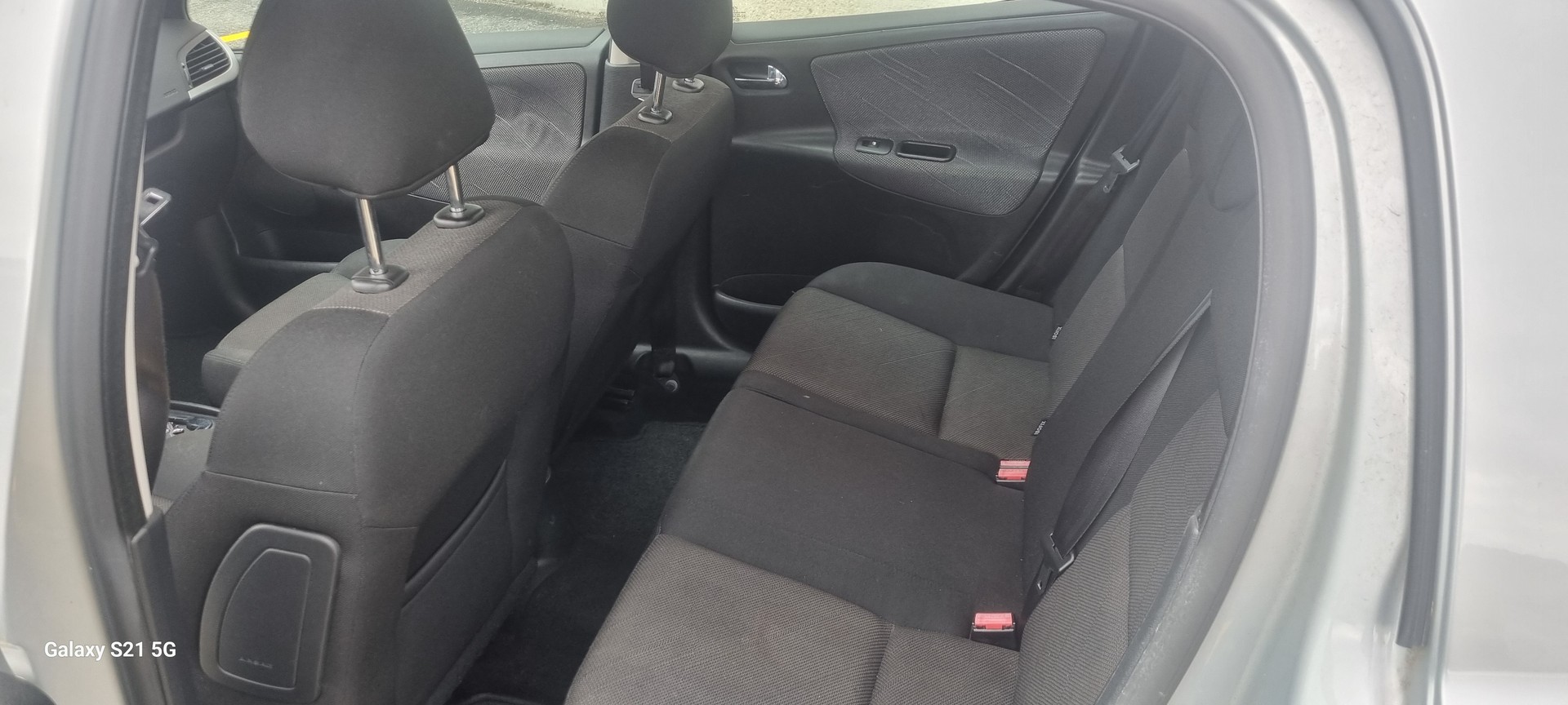 PEUGEOT 207 1.6 16V Sport Pack Automatic-image-8