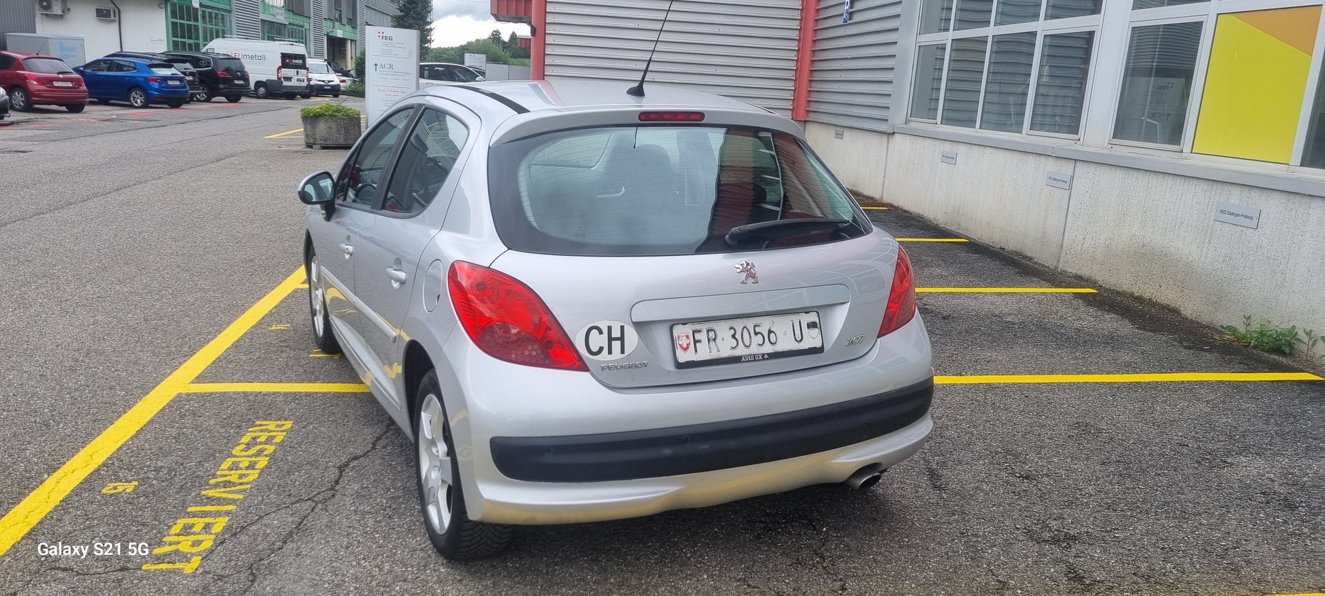 PEUGEOT 207 1.6 16V Sport Pack Automatic-image-3