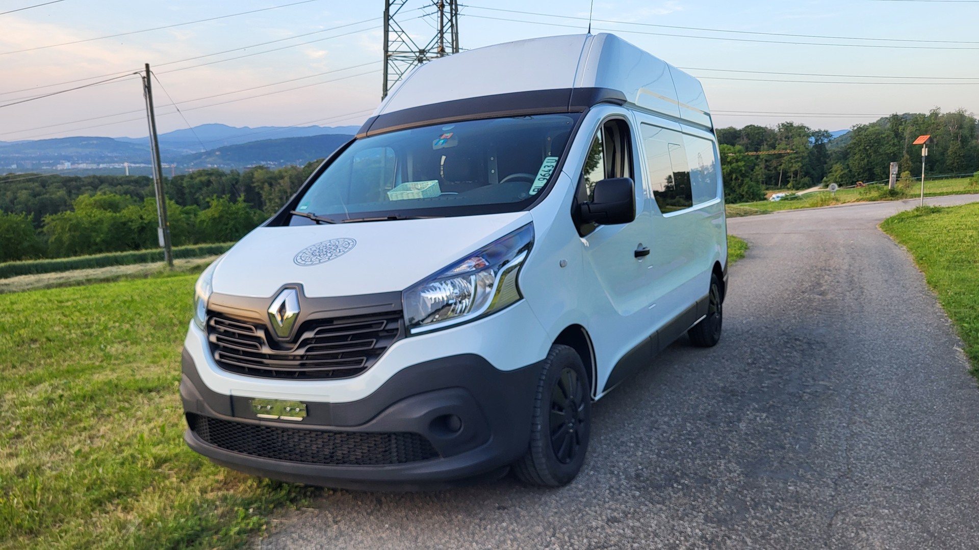 RENAULT TRAFIC