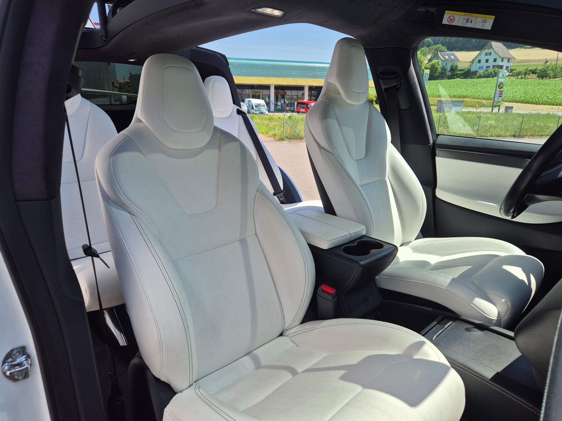 TESLA Model X 100 D Performance --image-14