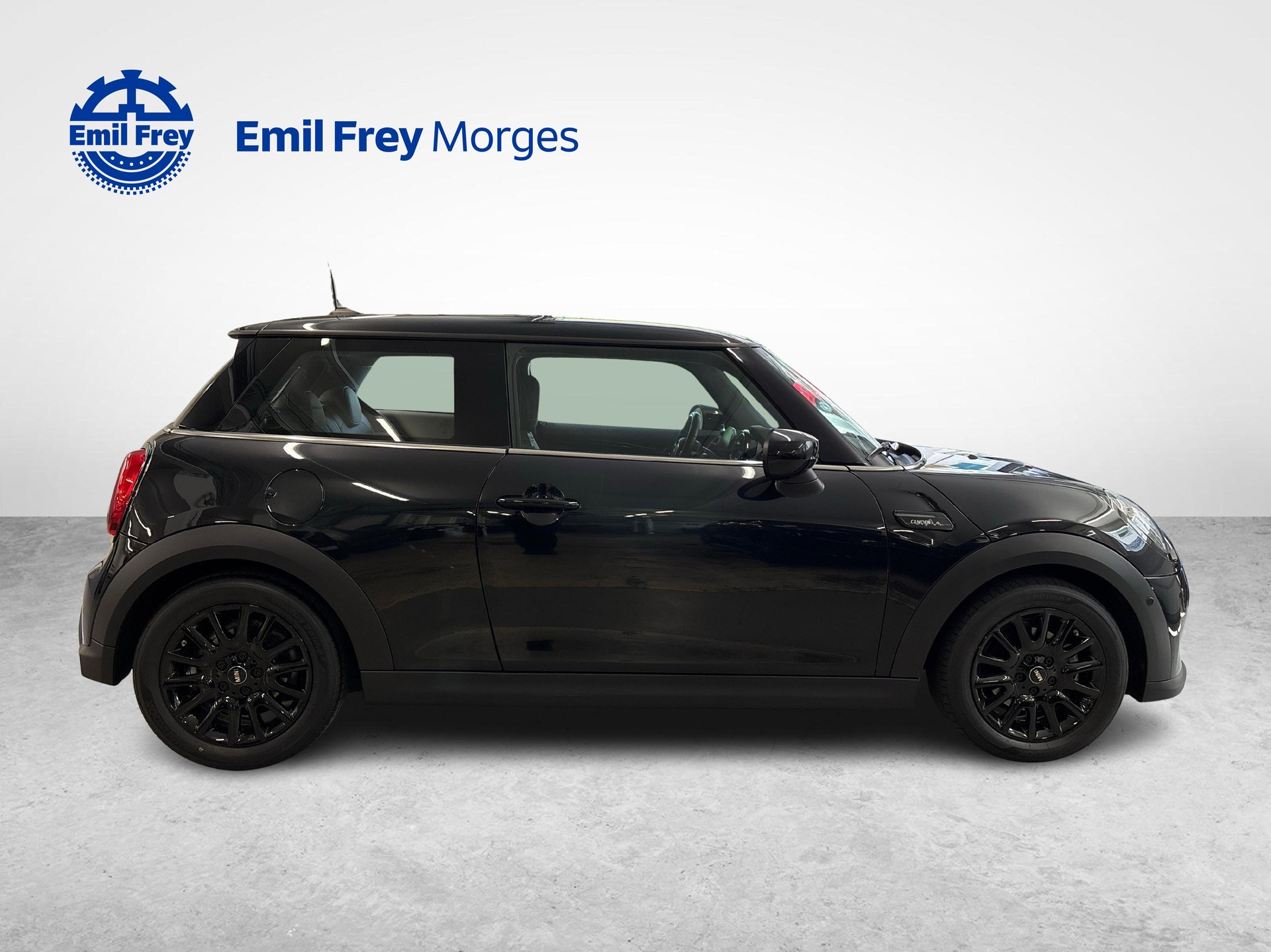MINI F56 1.5i Cooper-showroom-element-1