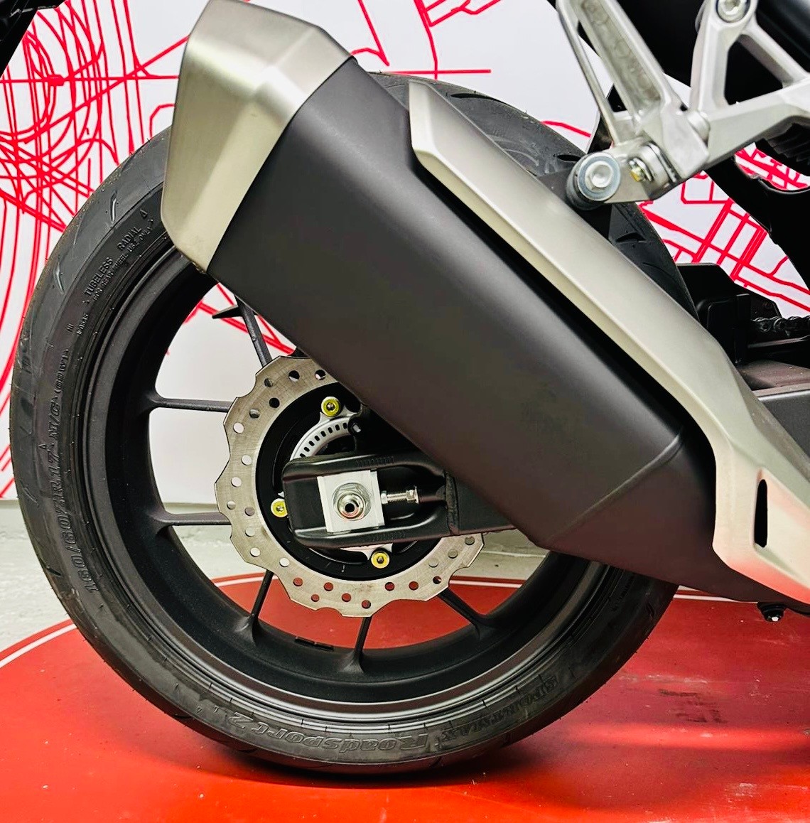 HONDA CB 750 Hornet-image-5