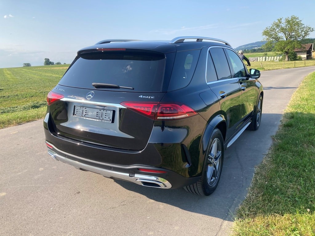 MERCEDES-BENZ GLE 350 e 4Matic AMG Line 9G-Tronic-image-2