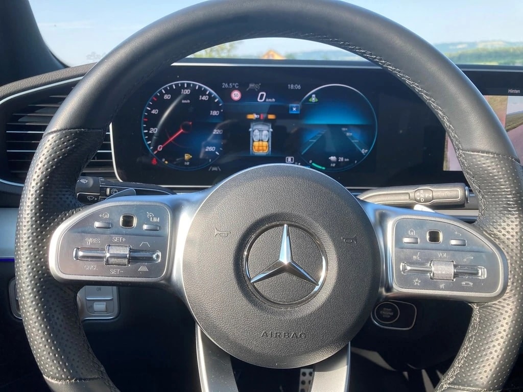 MERCEDES-BENZ GLE 350 e 4Matic AMG Line 9G-Tronic-image-13