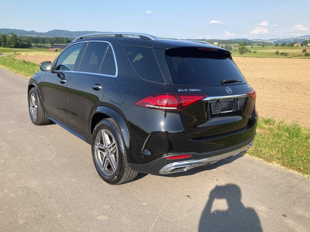 MERCEDES-BENZ GLE 350 e 4Matic AMG Line 9G-Tronic-image-3