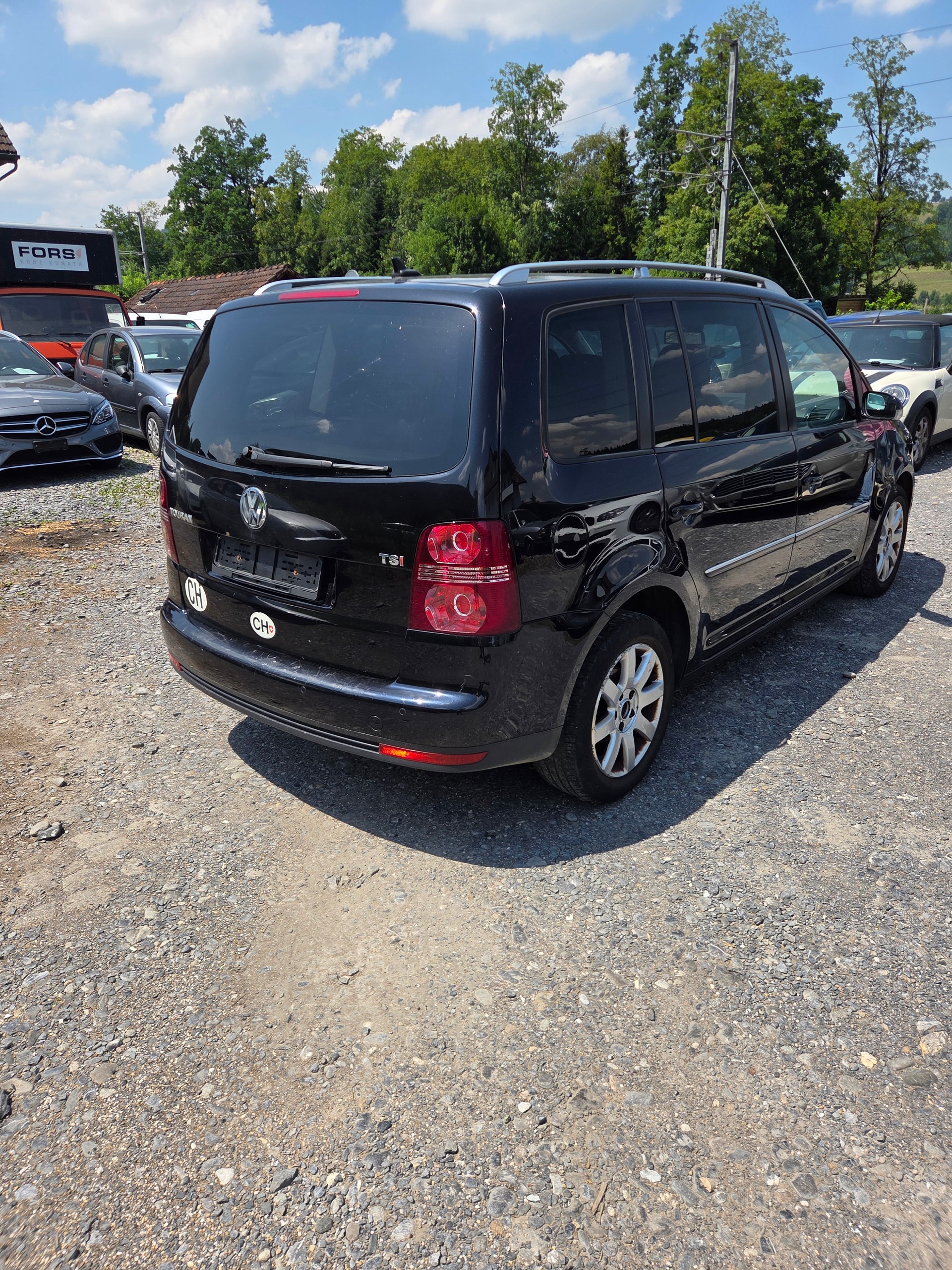 VW Touran 1.4 TSI Highline-image-2