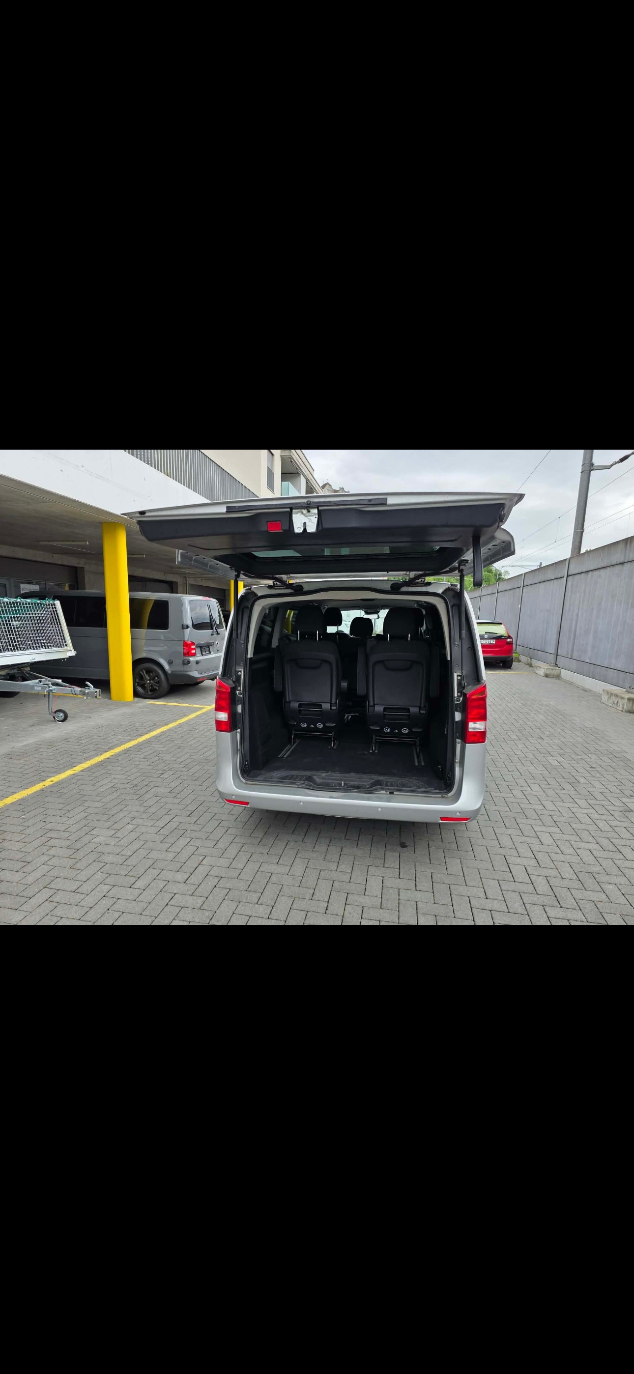 MERCEDES-BENZ V 220 d Trend kompakt 4Matic 7G-Tronic-image-10