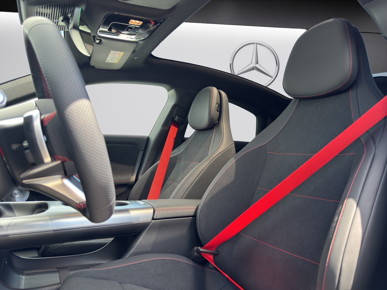 MERCEDES-BENZ CLA 220 8G-DCT 4Matic-image-8