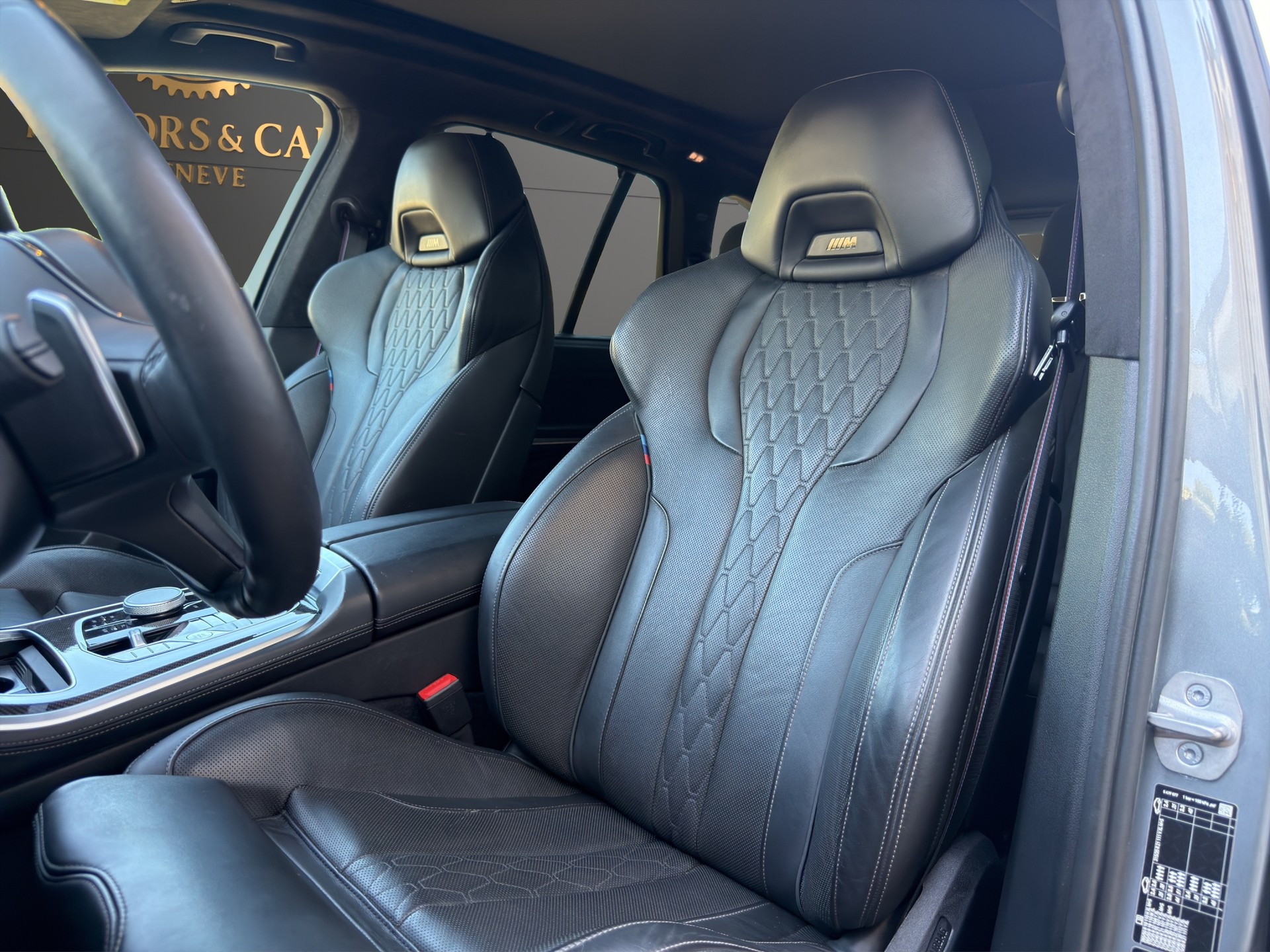 BMW X5 xDrive 48V 40d M Sport Pro Steptronic-image-10