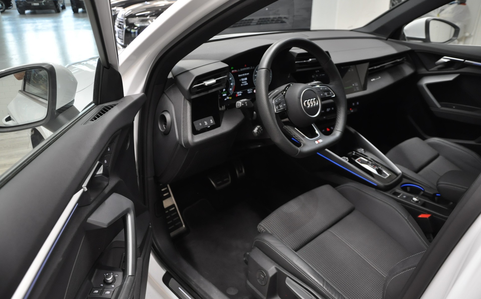 AUDI A3 Sportback 40 TFSI e advanced Attraction S-tronic-image-9