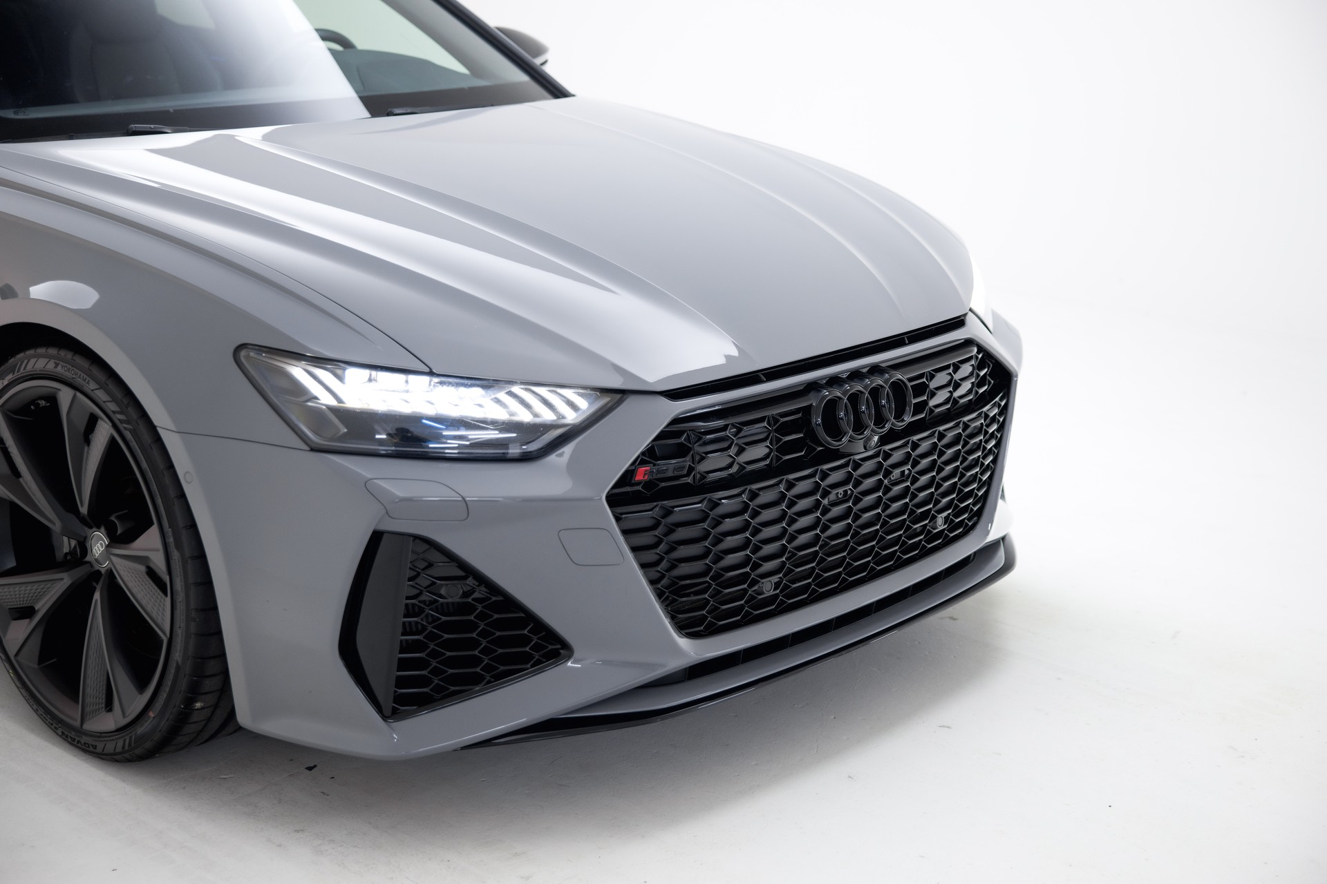 AUDI RS6 Avant 4.0 TFSI V8 quattro-image-11