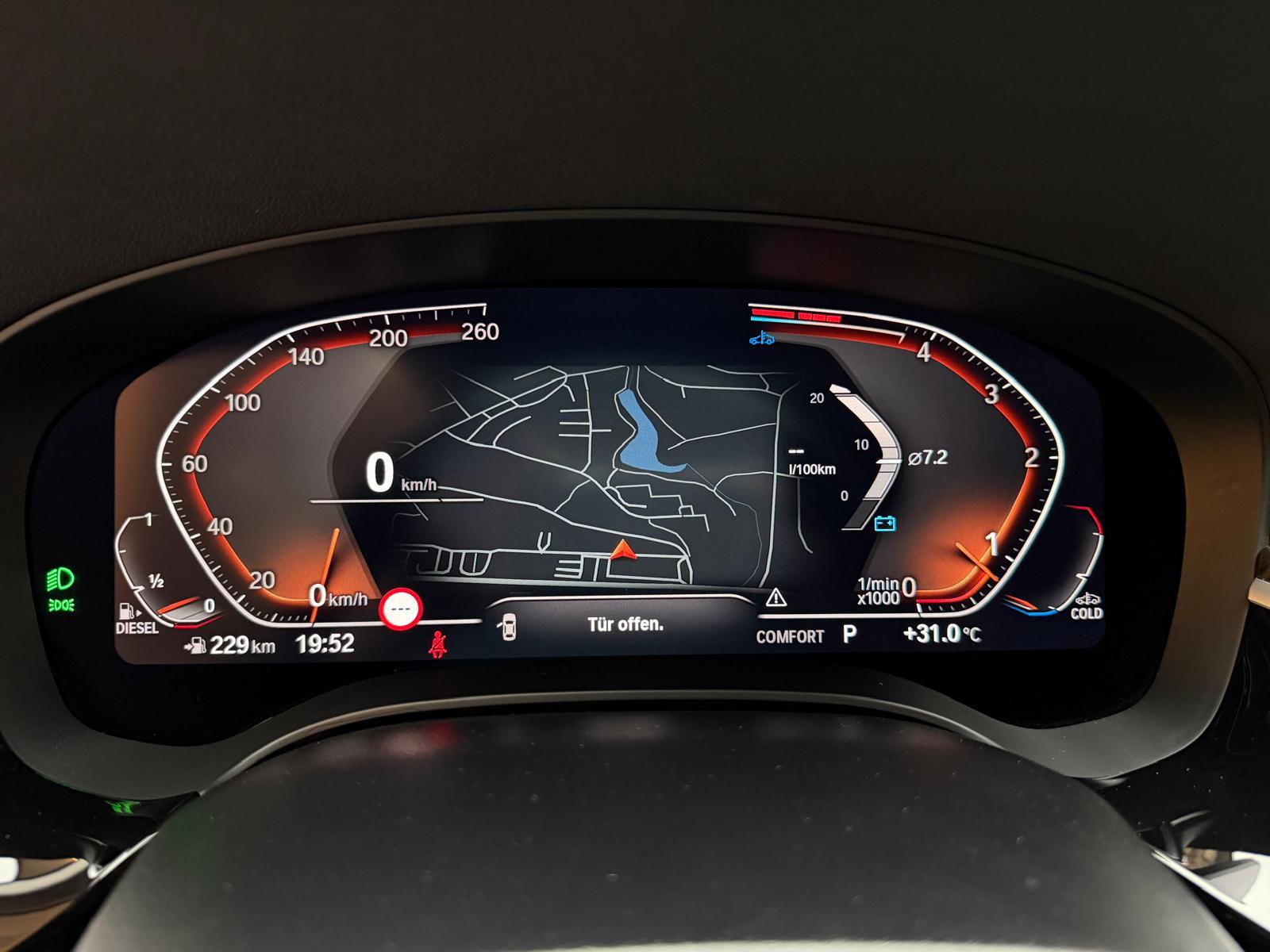 BMW 520d xDrive-image-21