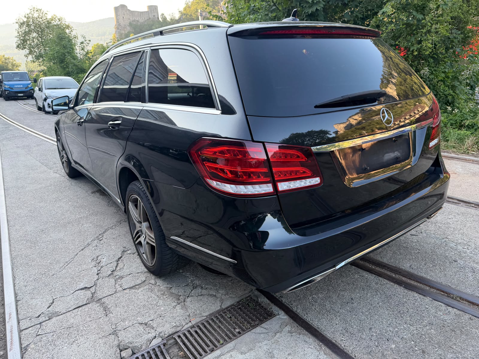 MERCEDES-BENZ E 200 BlueTEC Avantgarde 7G-Tronic