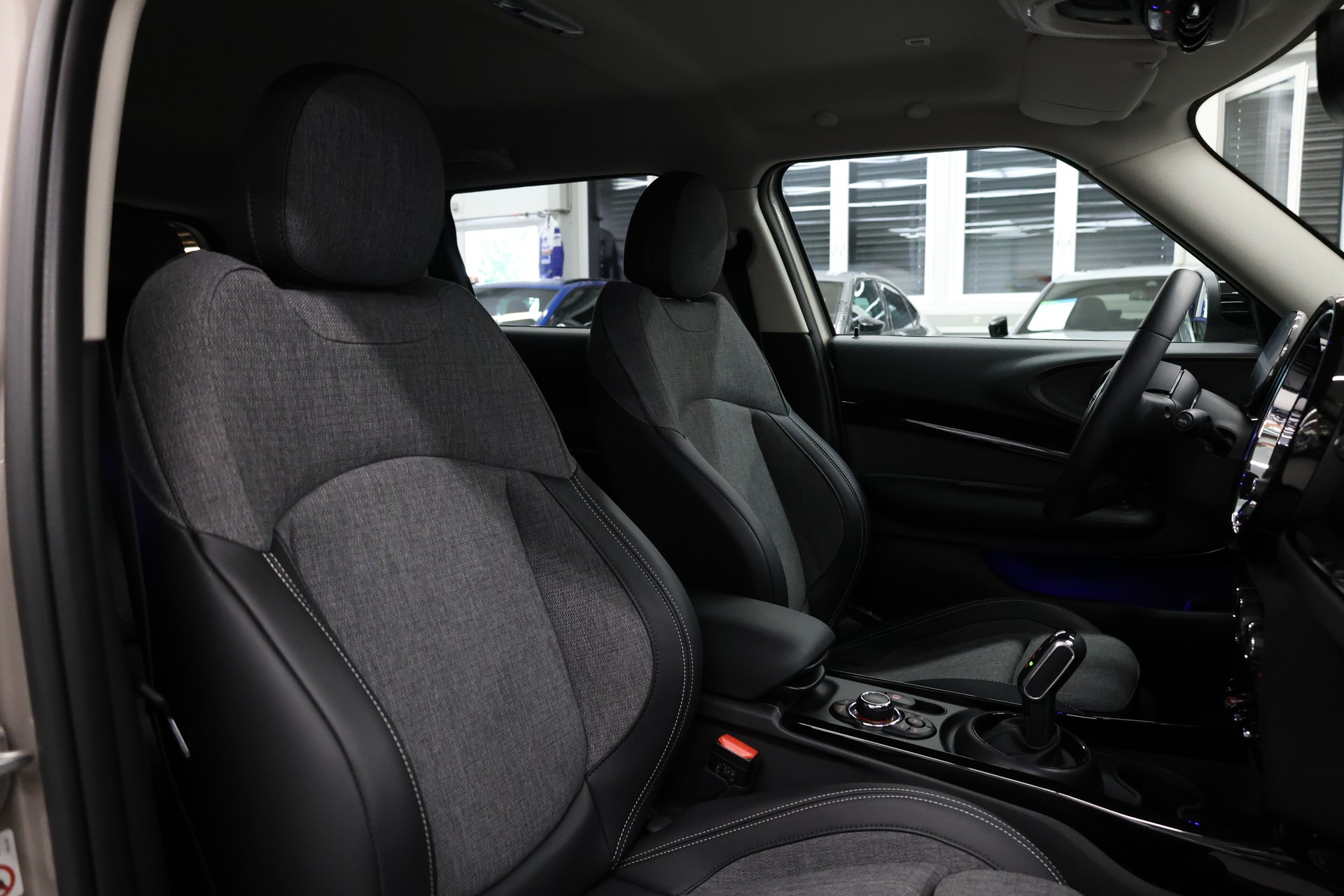 MINI Clubman F54 1.5i Cooper-image-13