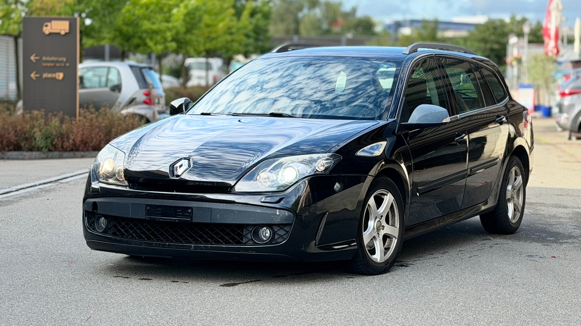 RENAULT Laguna Grandtour 2.0 dCi Dynamique Automatic