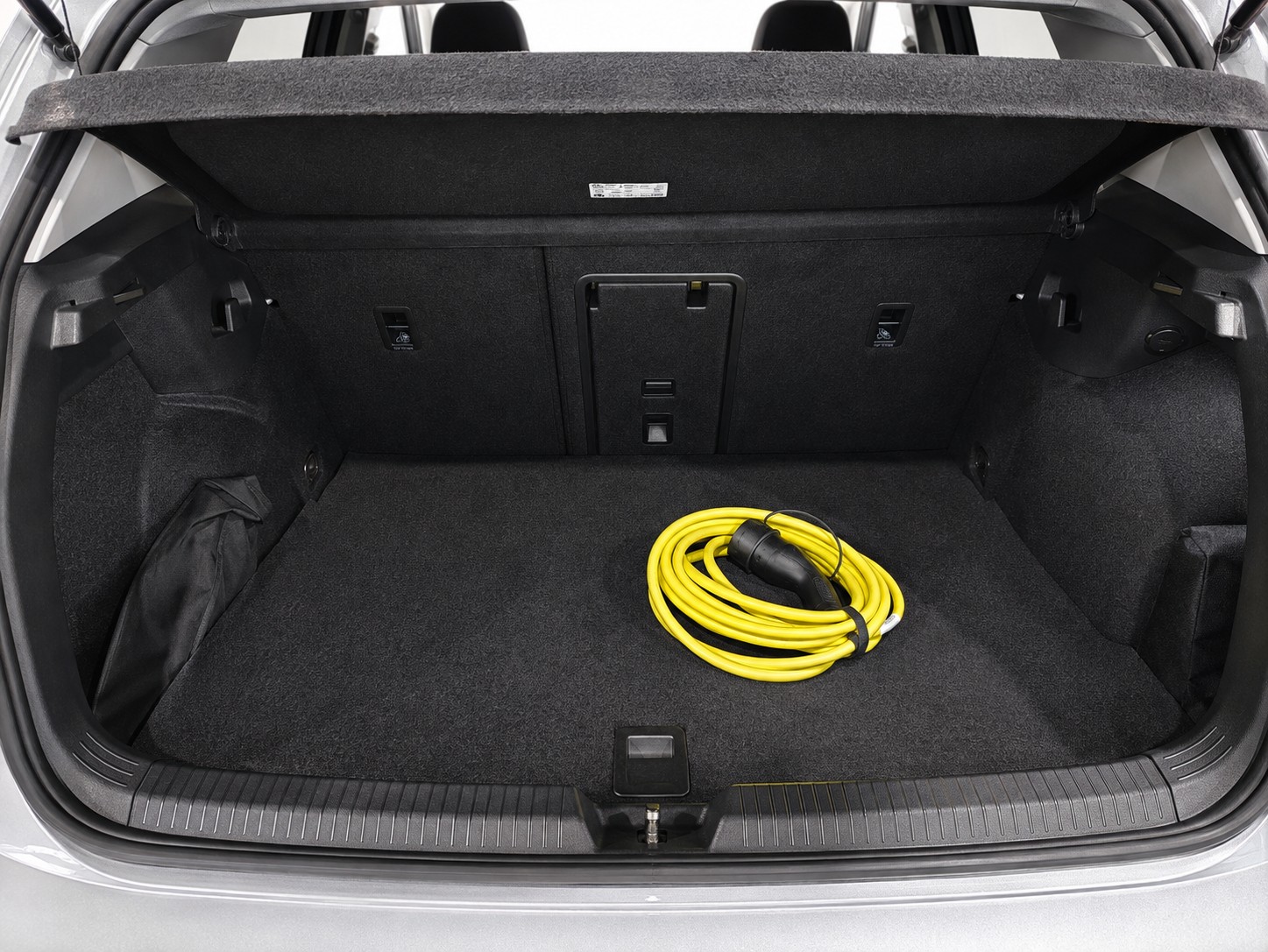 VW Golf VIII 1.4 TSI PHEV Style DSG-image-24