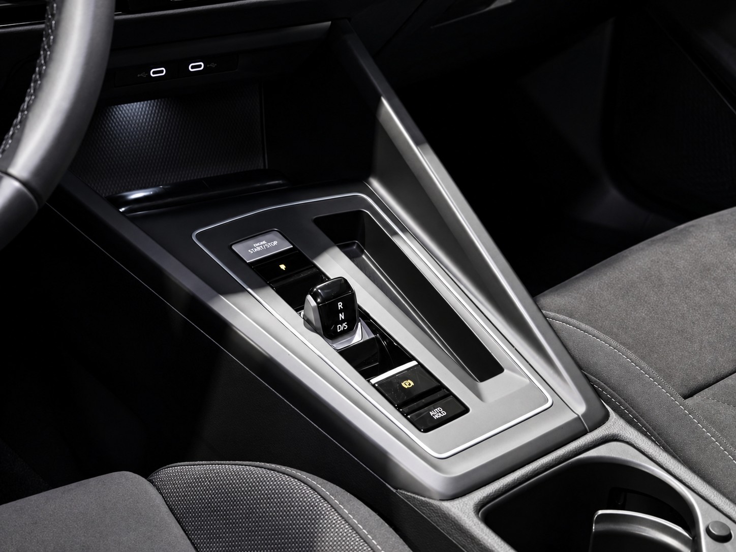 VW Golf VIII 1.4 TSI PHEV Style DSG-image-15