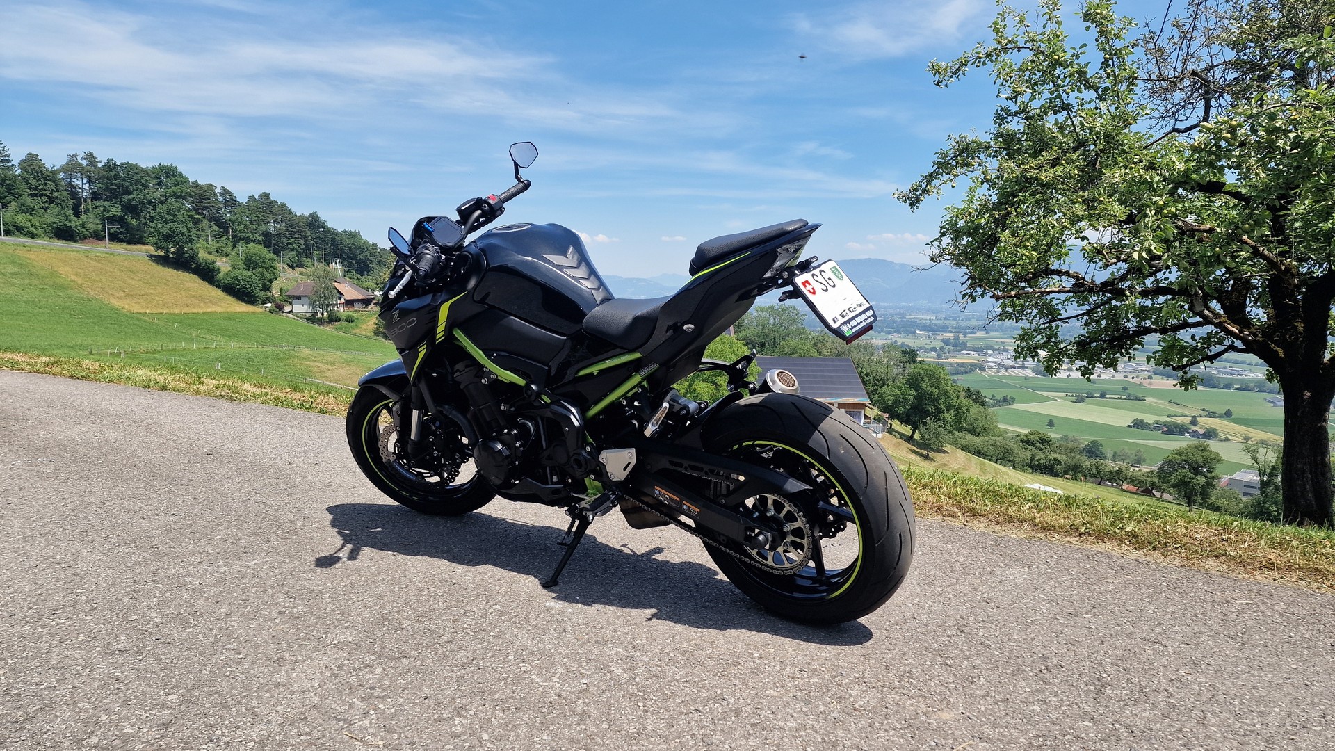 KAWASAKI Z 900-image-2