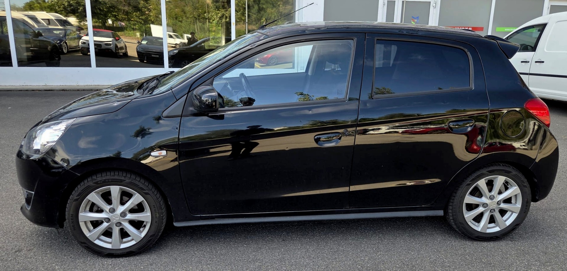 MITSUBISHI Space Star 1.2 Color Collection CVT-image-5