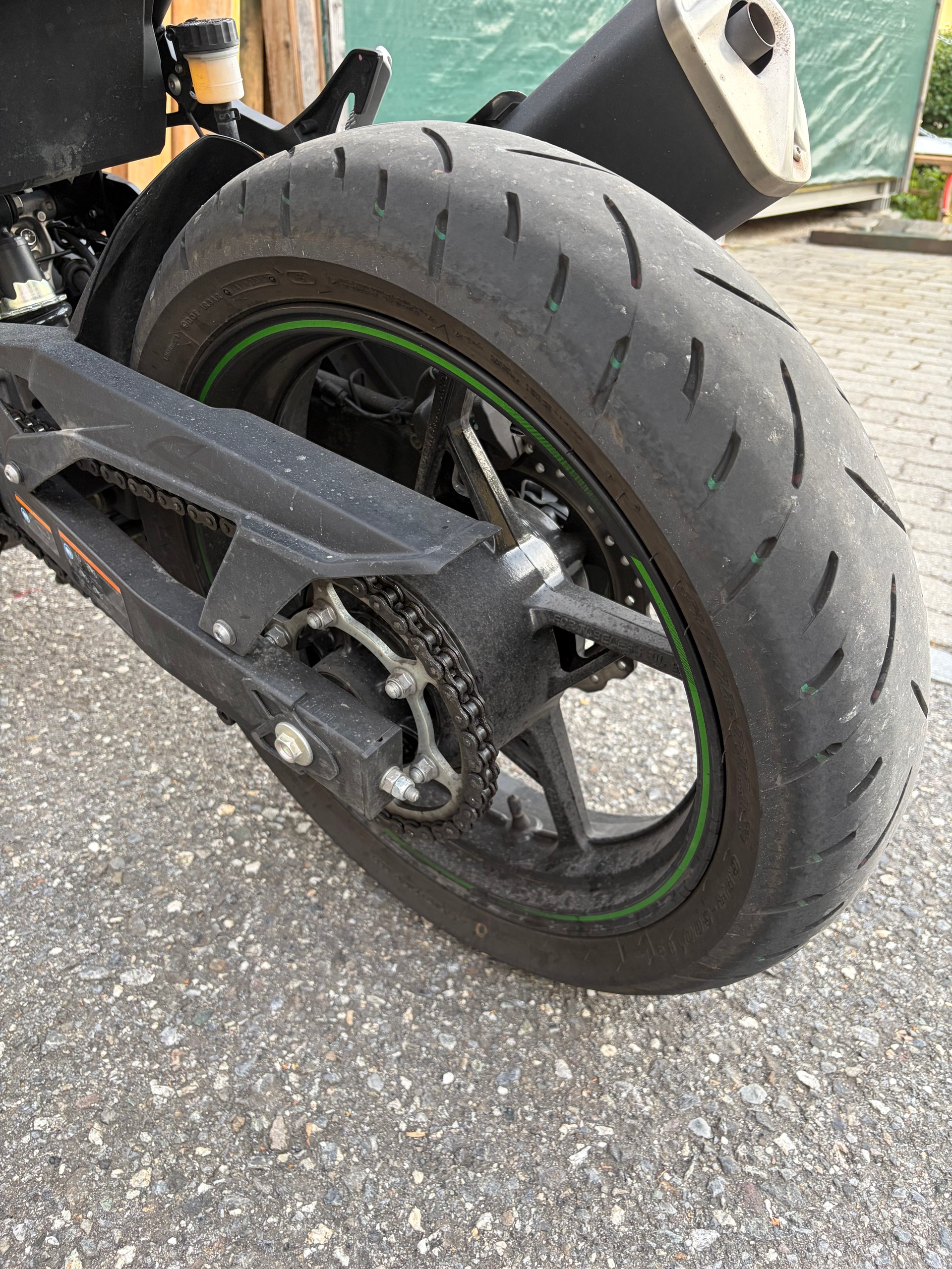 KAWASAKI Ninja 400 2023-image-8