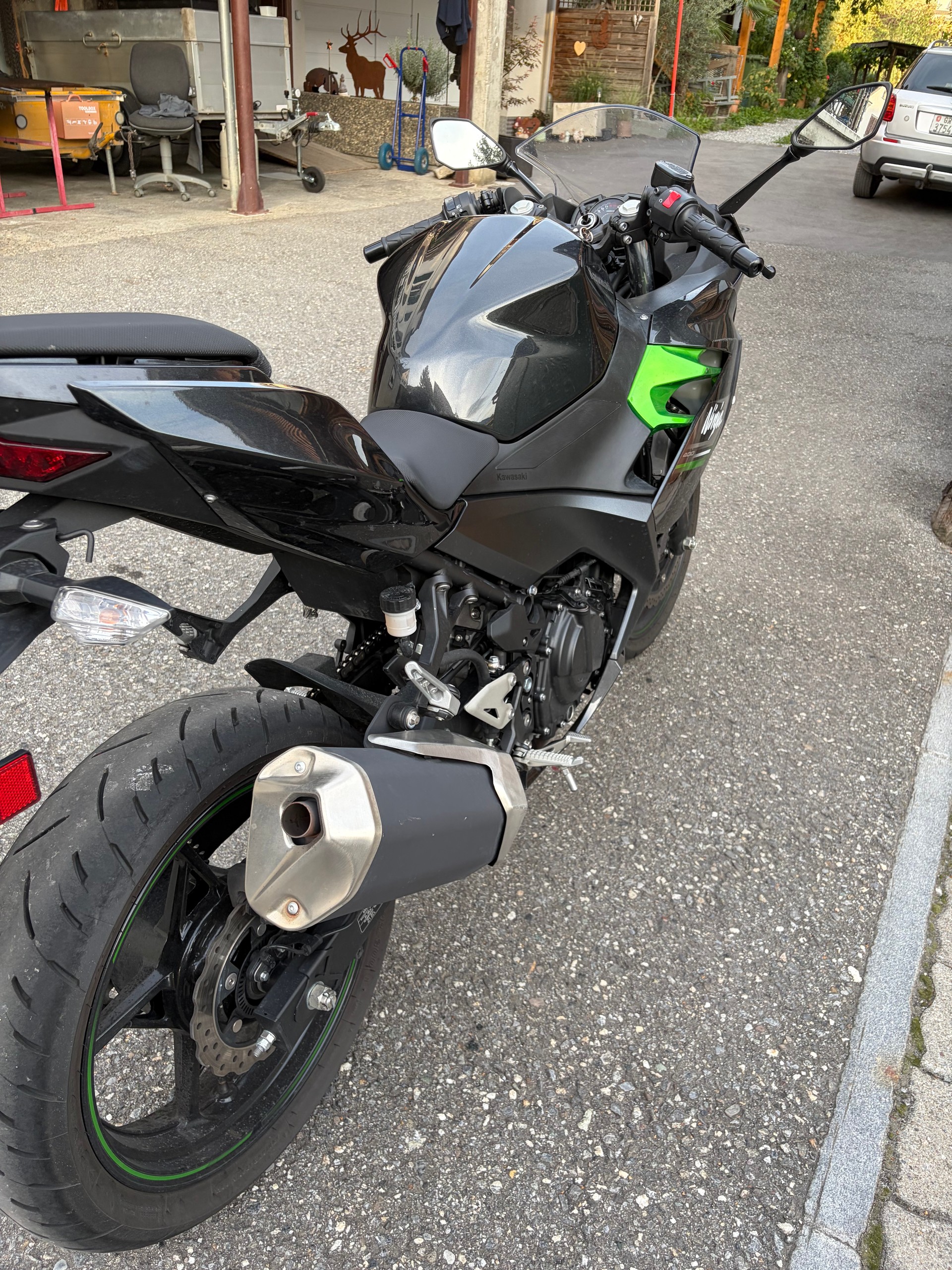 KAWASAKI Ninja 400 2023-image-7