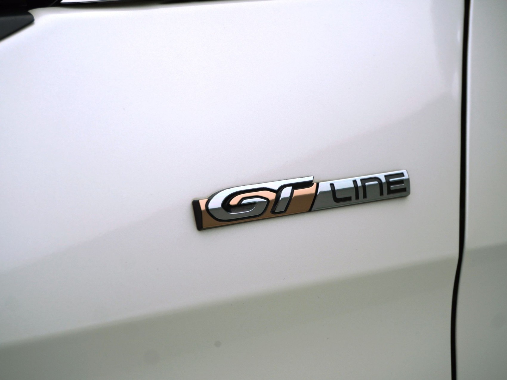 PEUGEOT 3008 1.5 BlueHDi GT Line-image-8