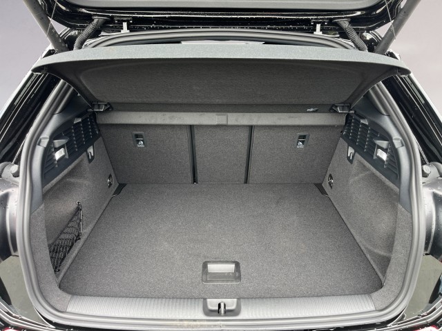 AUDI Q2 35 TFSI S line S-tronic-image-19