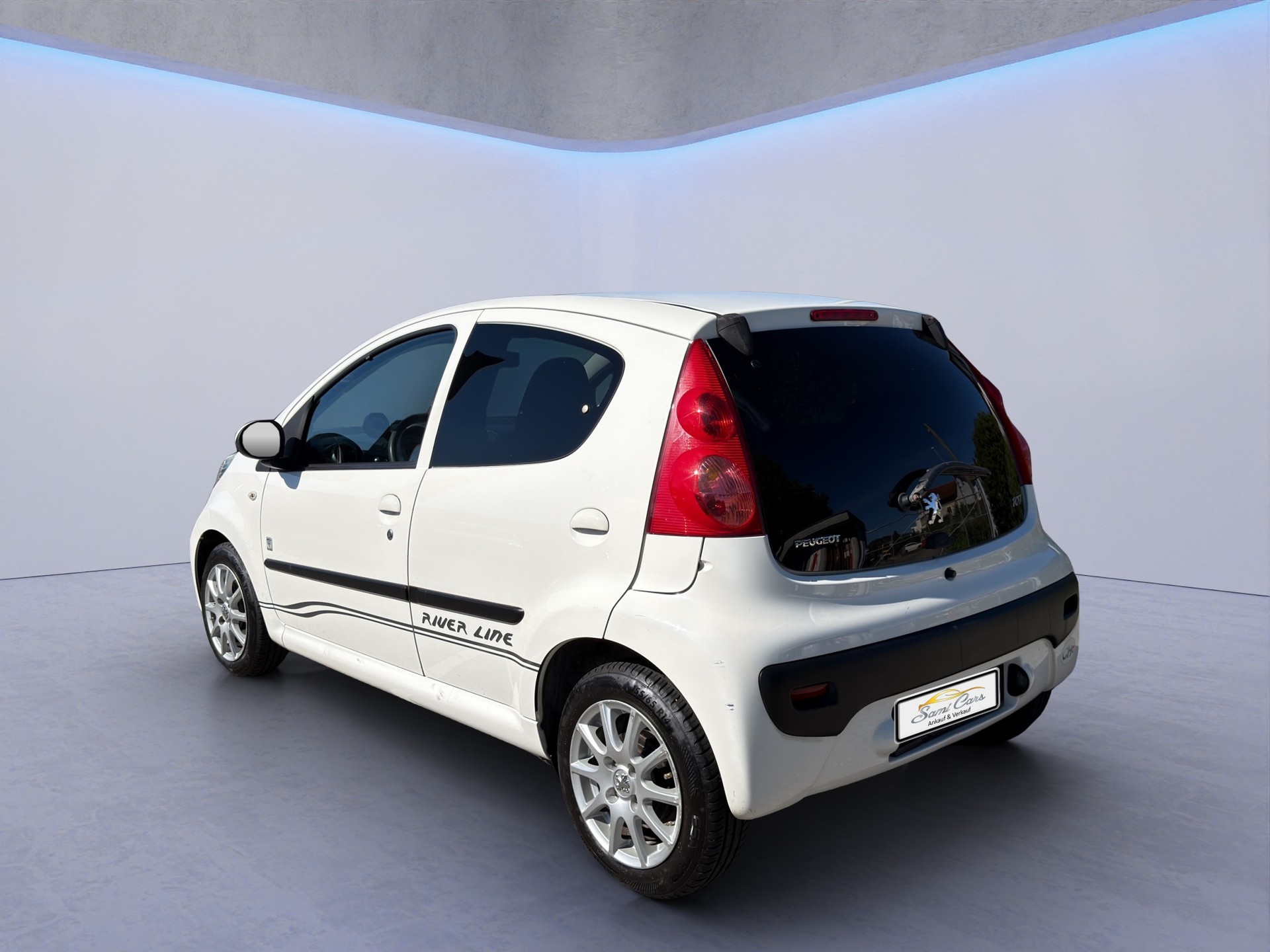 PEUGEOT 107 1.0 Trendy-showroom-element-3
