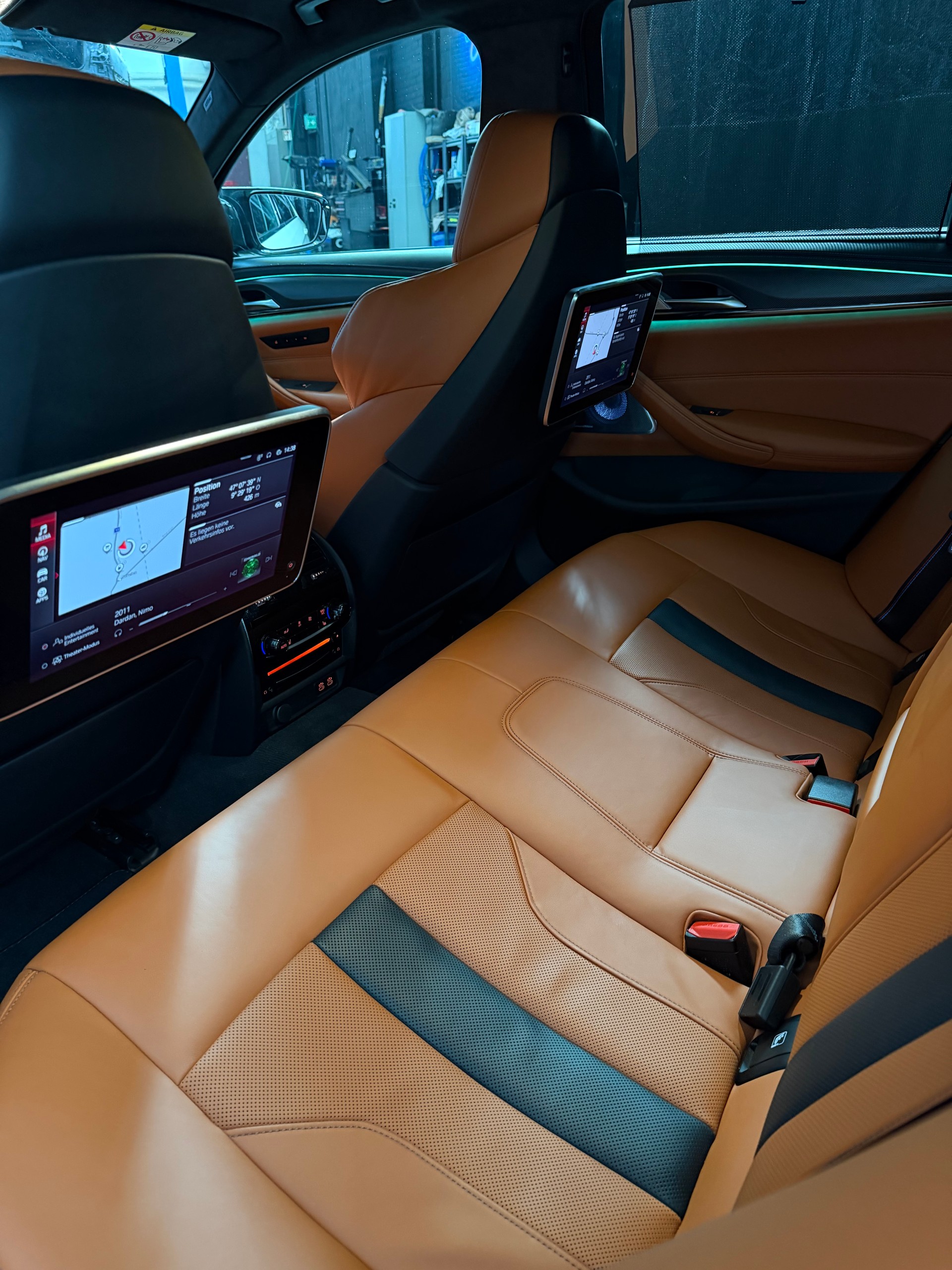 BMW M5-image-11