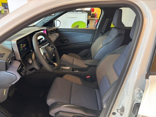 RENAULT R5 E-Tech Comfort Range 52 kWh Techno-image-11