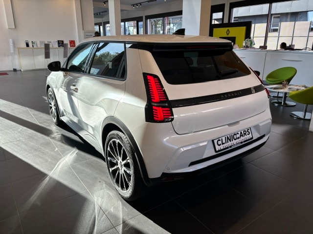 RENAULT R5 E-Tech Comfort Range 52 kWh Techno-image-5