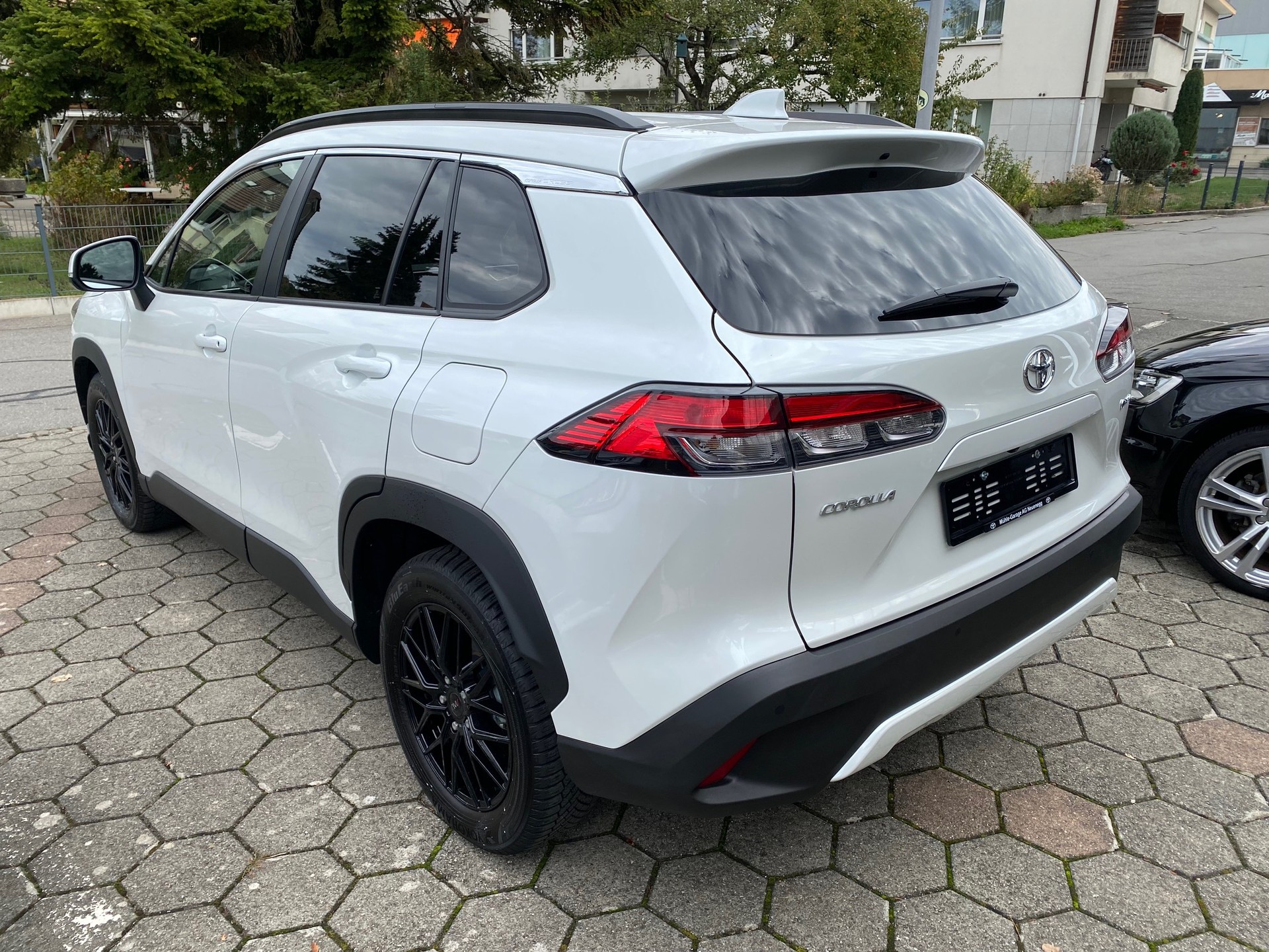 TOYOTA Corolla Cross 2.0 Trend e-CVT-showroom-element-3
