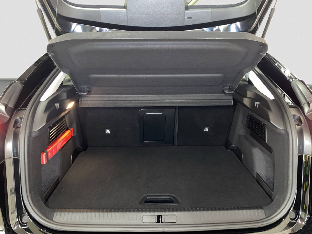 CITROEN C4 1.2 PureTech Shine-image-13
