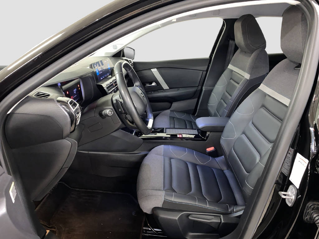 CITROEN C4 1.2 PureTech Shine-image-5