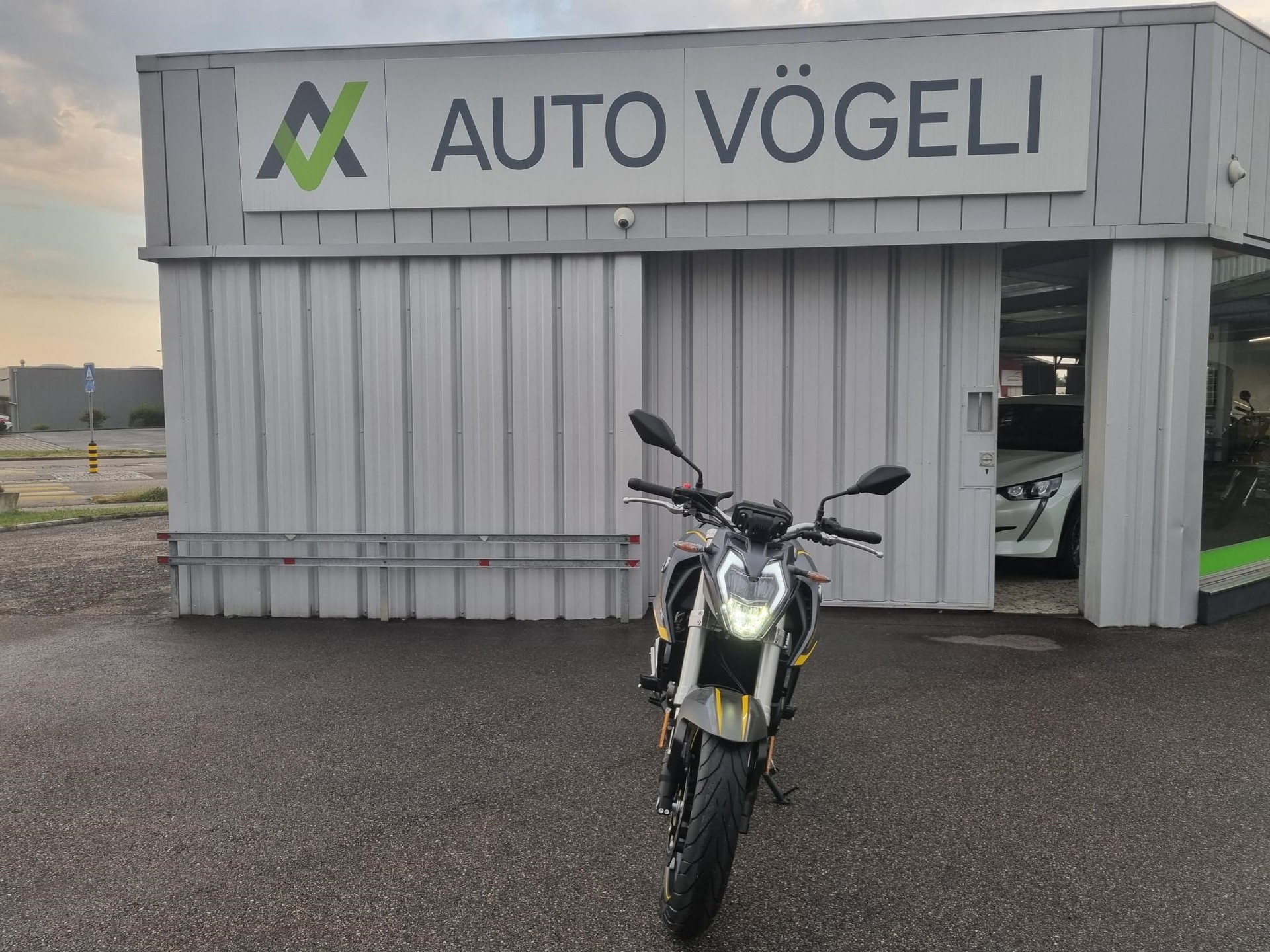 VOGE 525 R-image-4