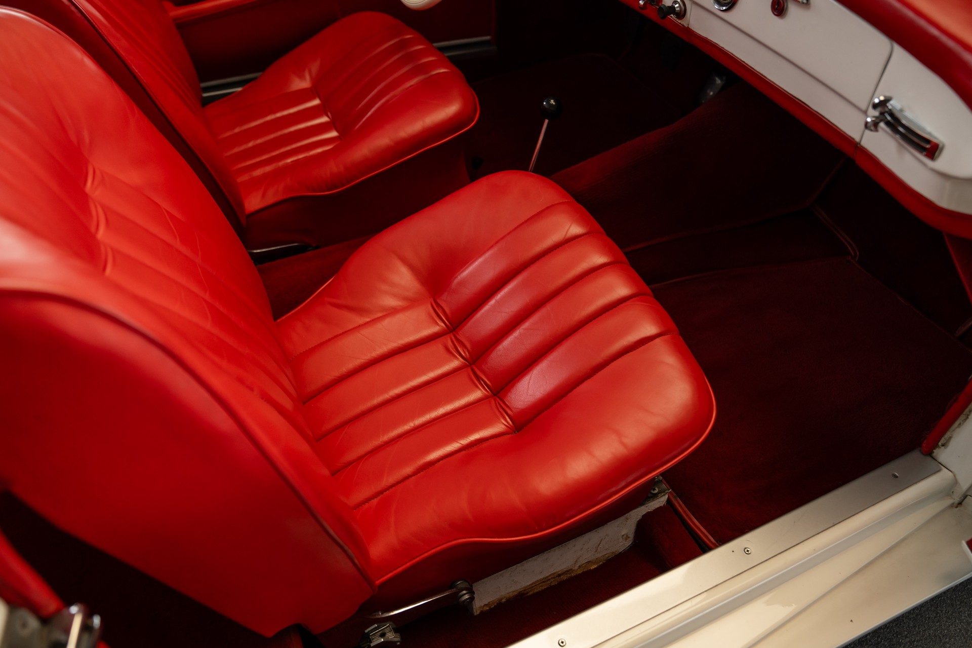 MERCEDES-BENZ 190 SL-image-17