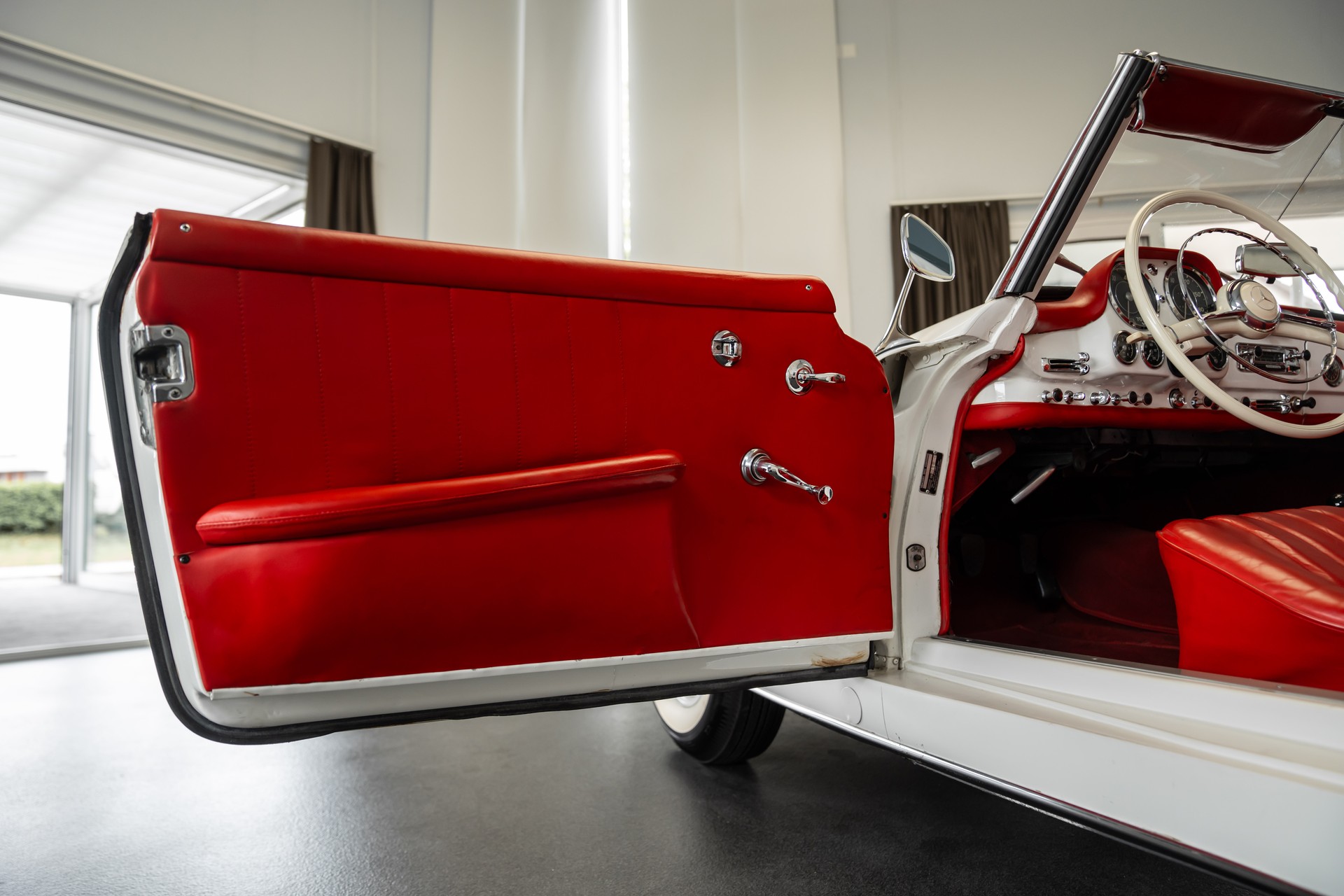 MERCEDES-BENZ 190 SL-image-11