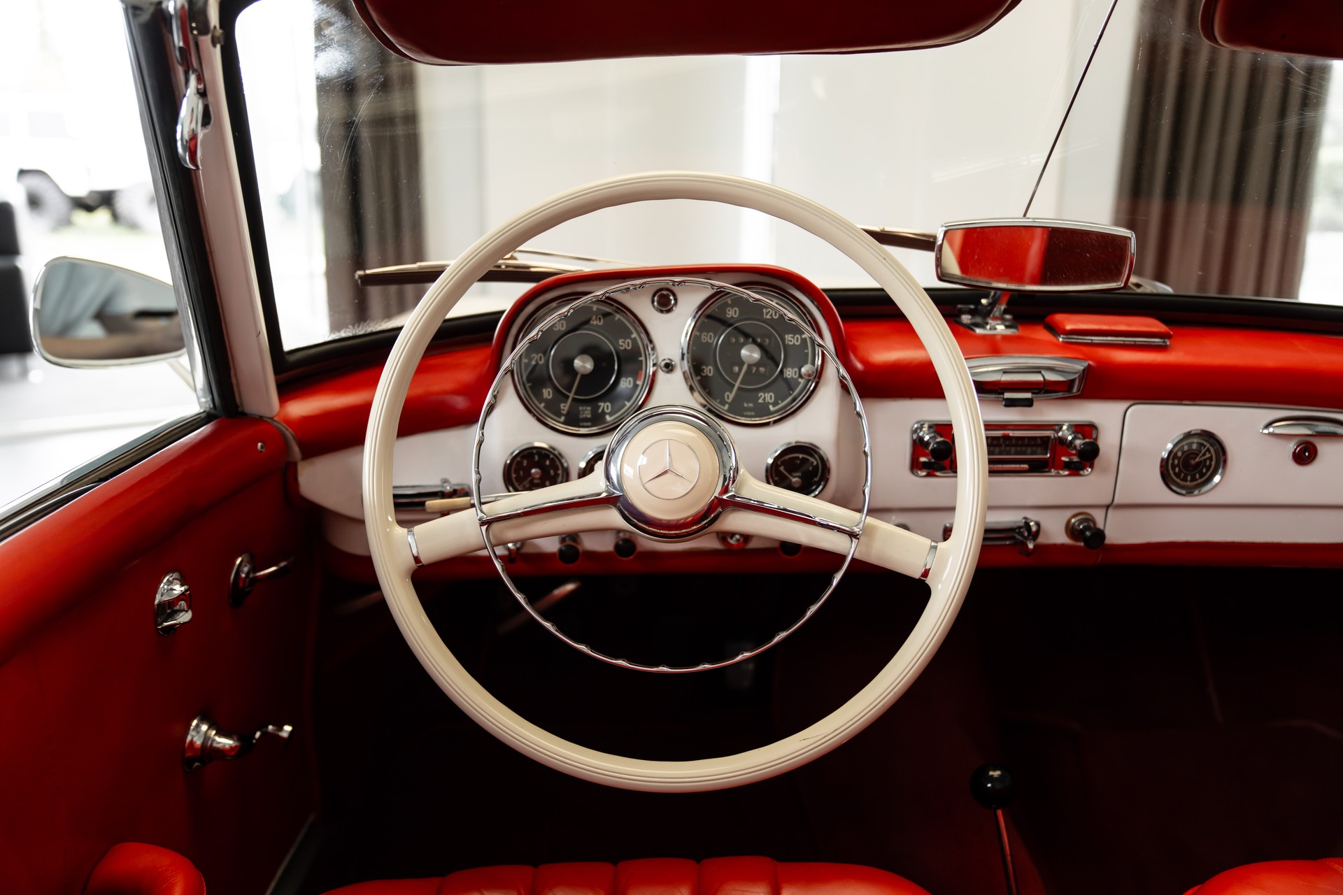 MERCEDES-BENZ 190 SL-image-16