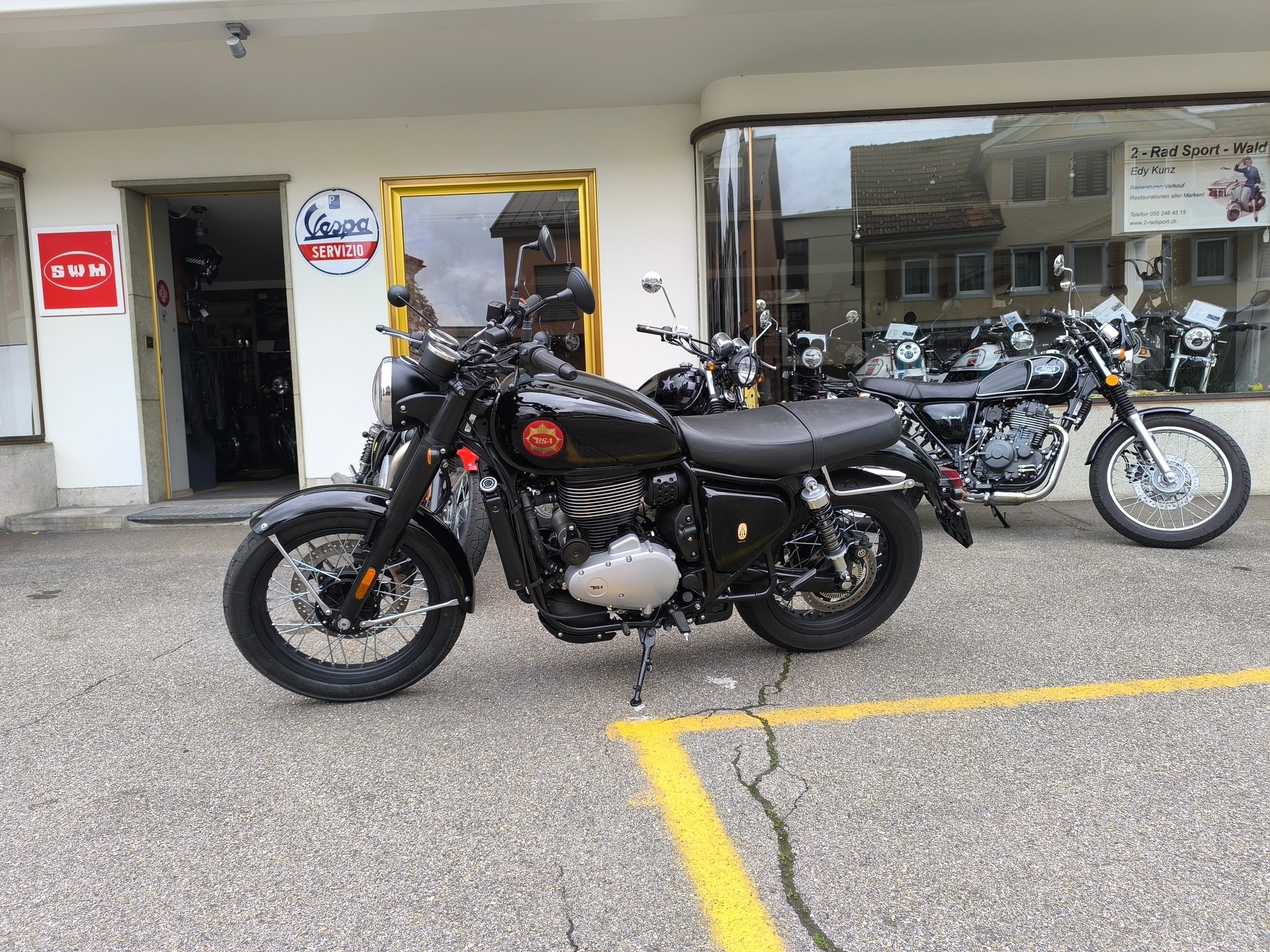 BSA BSA Gold Star 650 schwarz-image-4