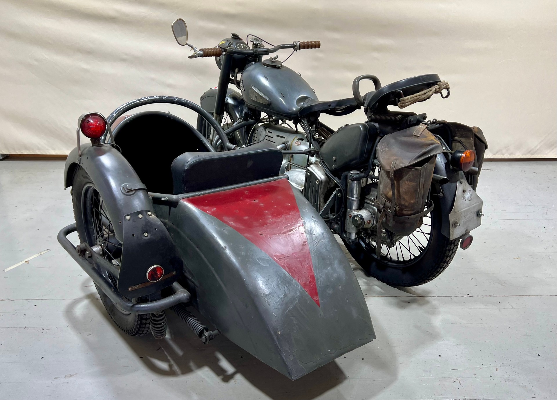 CONDOR A 580 Seitenwagen-image-9
