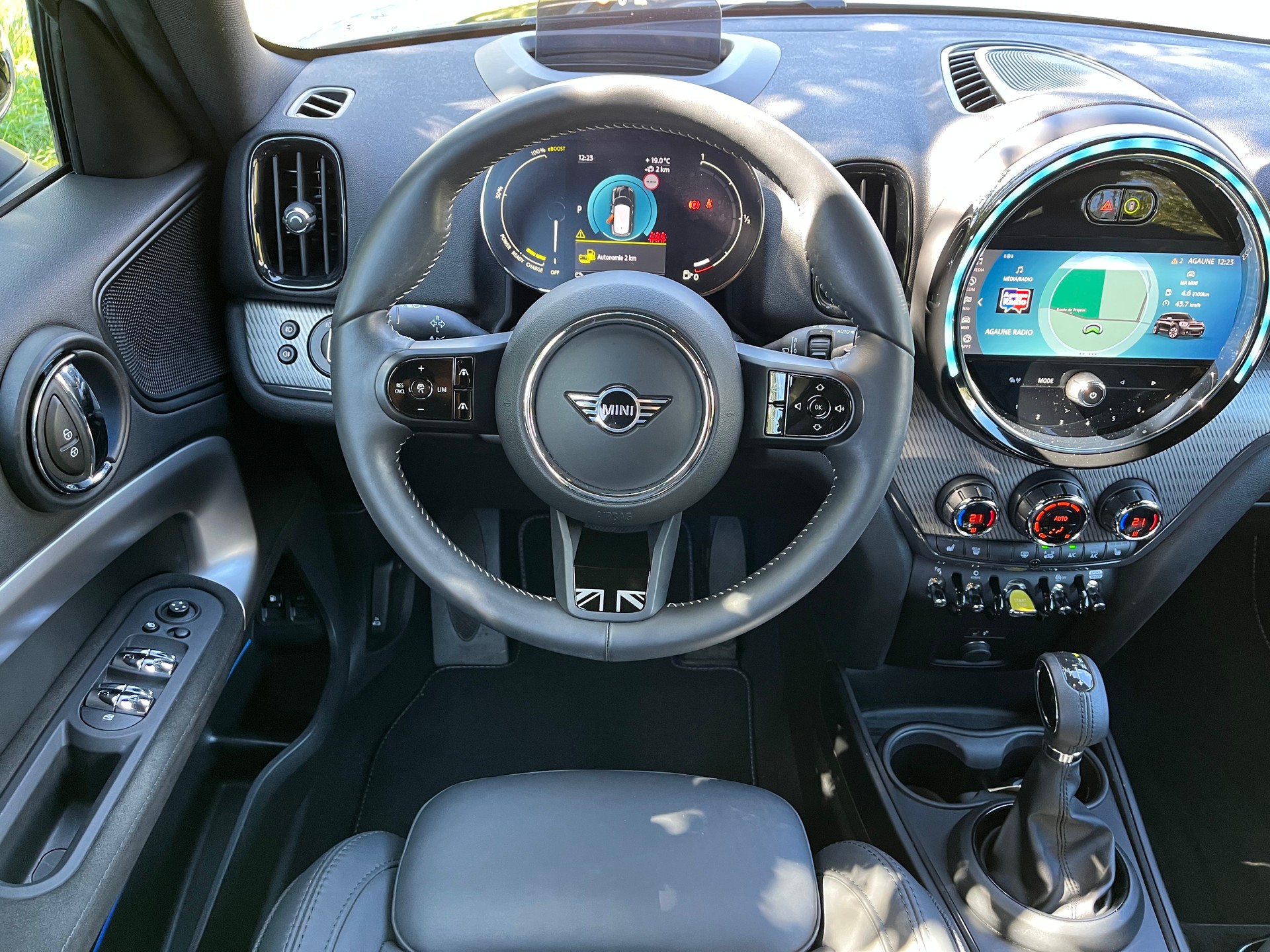 MINI Mini Countryman Cooper SE Trafalgar ALL4 PHEV Steptronic-image-17