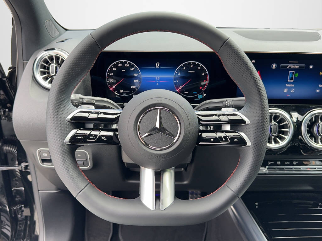MERCEDES-BENZ B 220 AMG Line 4matic-image-9