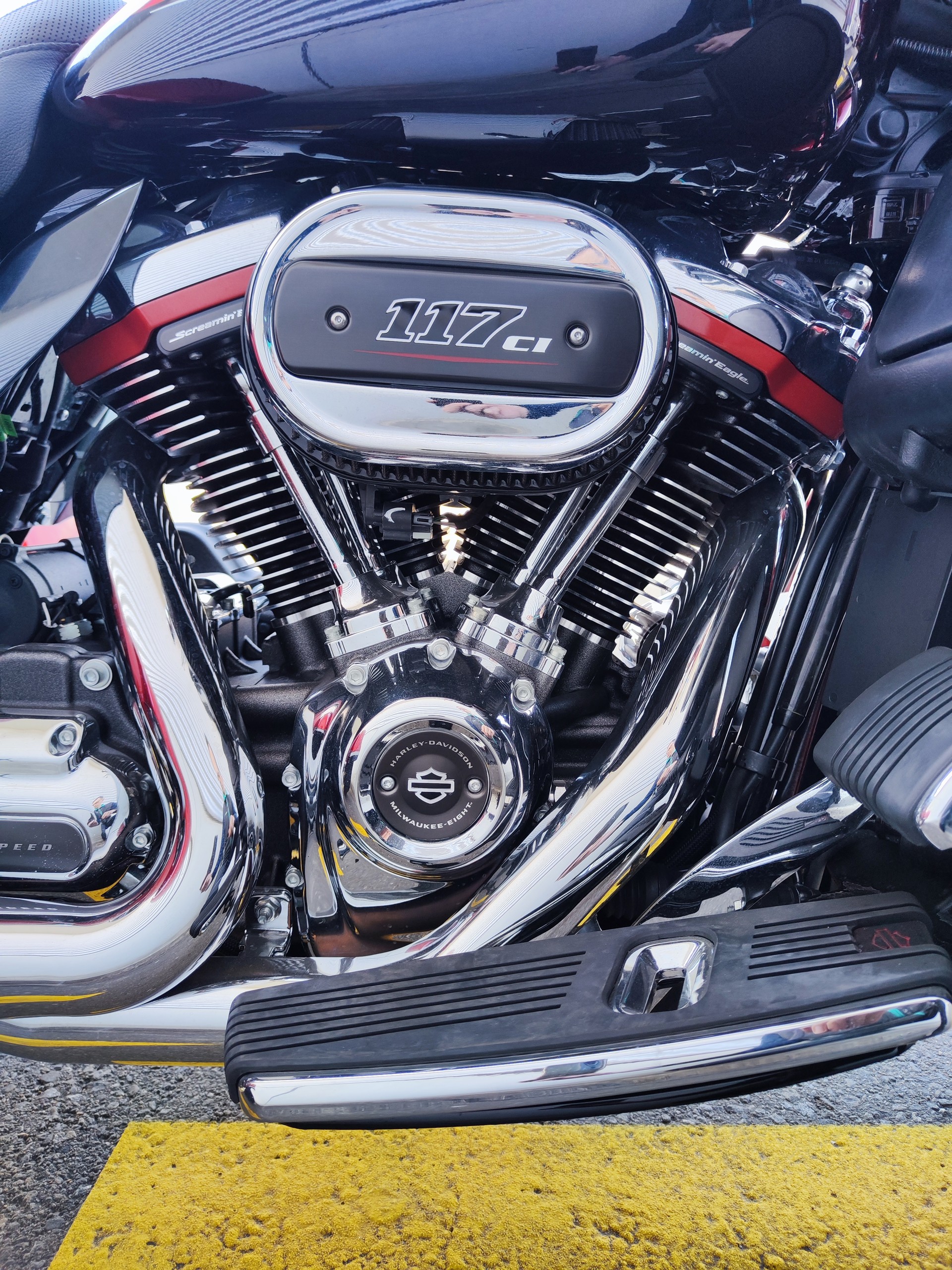 HARLEY-DAVIDSON FLHTCUTGSE Tri Glide CVO 117-image-2