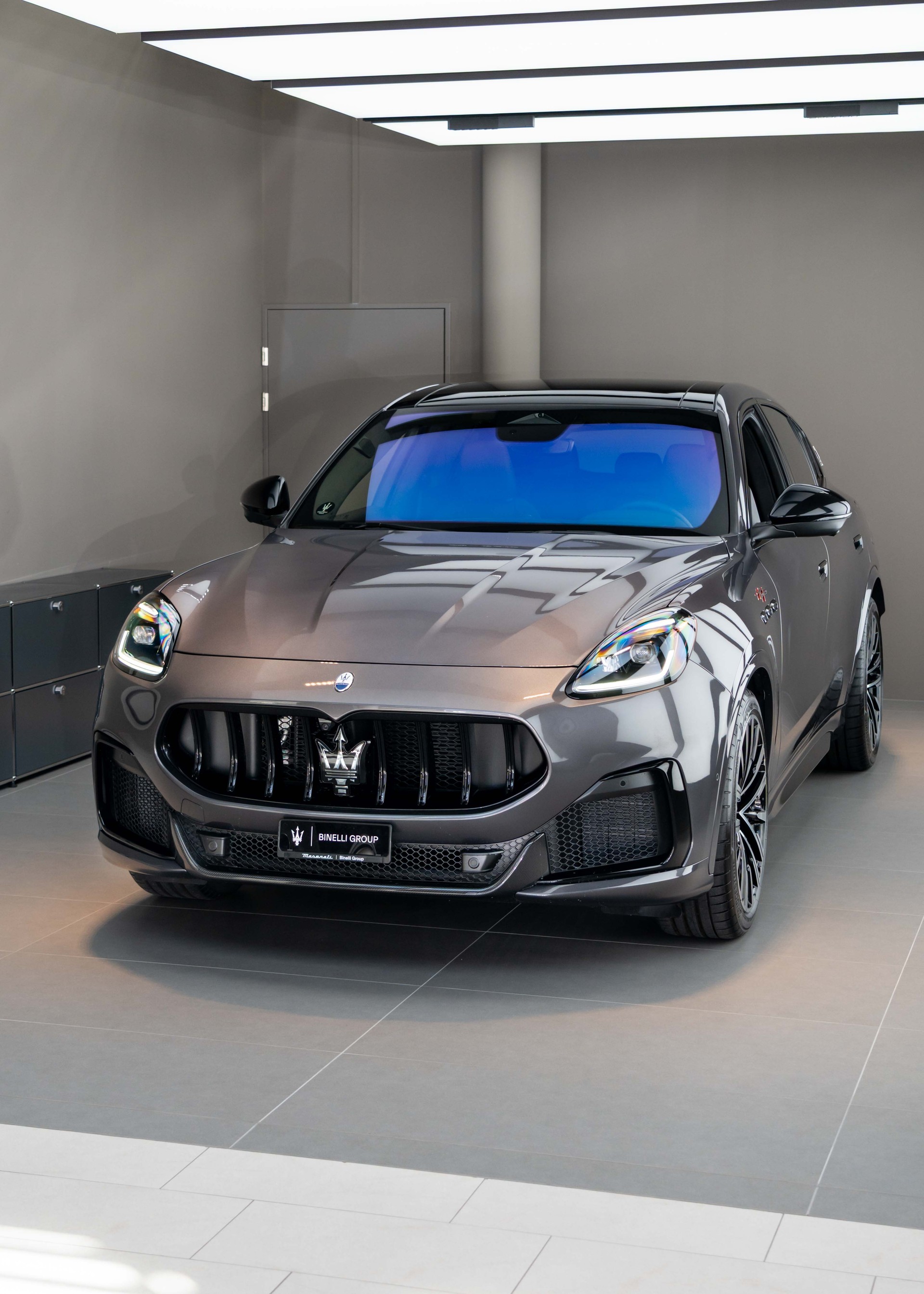 MASERATI Grecale 3.0 Trofeo Automatica-showroom-element-1