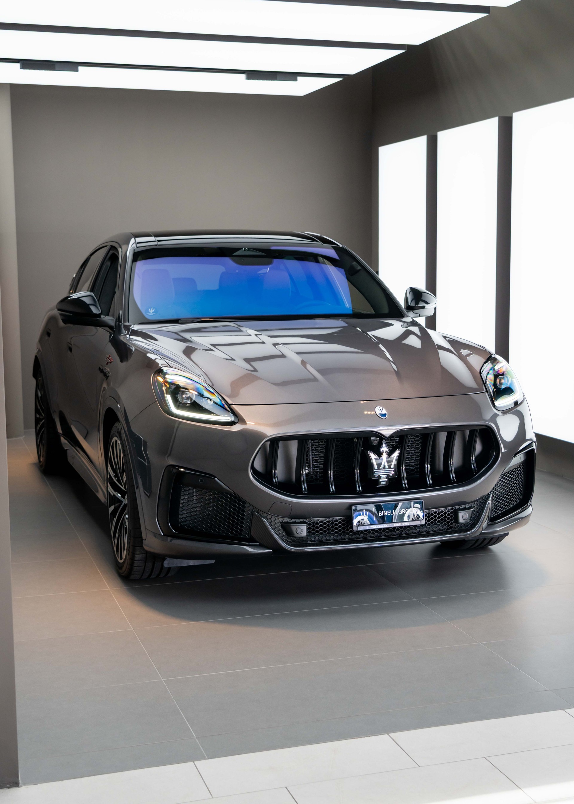 MASERATI Grecale 3.0 Trofeo Automatica-showroom-element-2