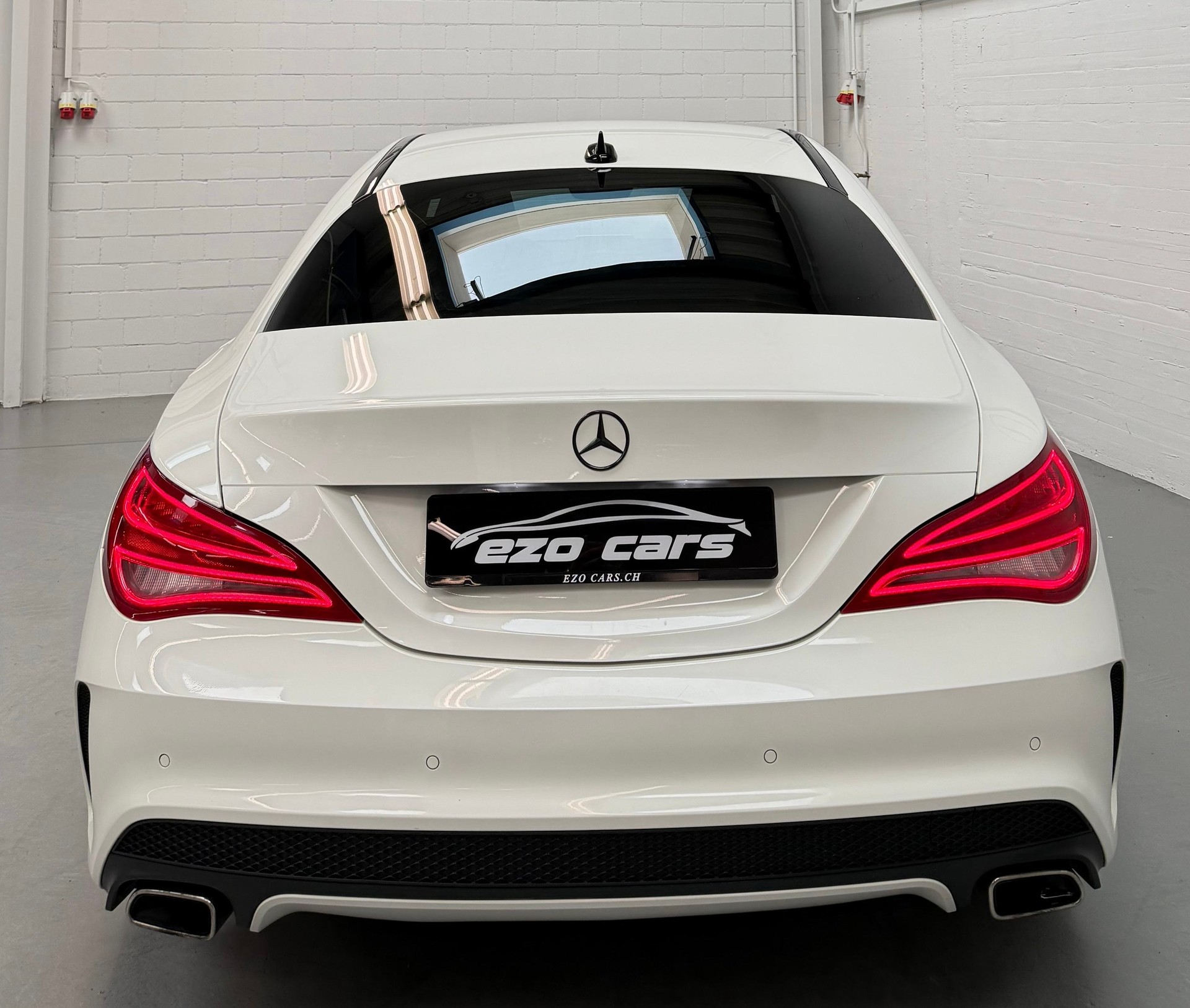 MERCEDES-BENZ CLA 200 AMG Line 7G-DCT Limited White Black Performance mit 2Jahre Garantie opt-image-7