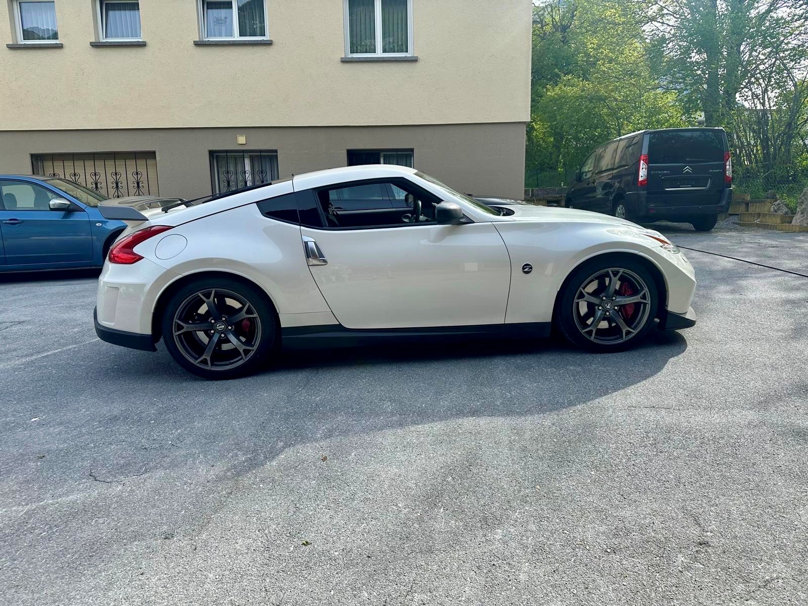 NISSAN 370 Z nismo-image-1