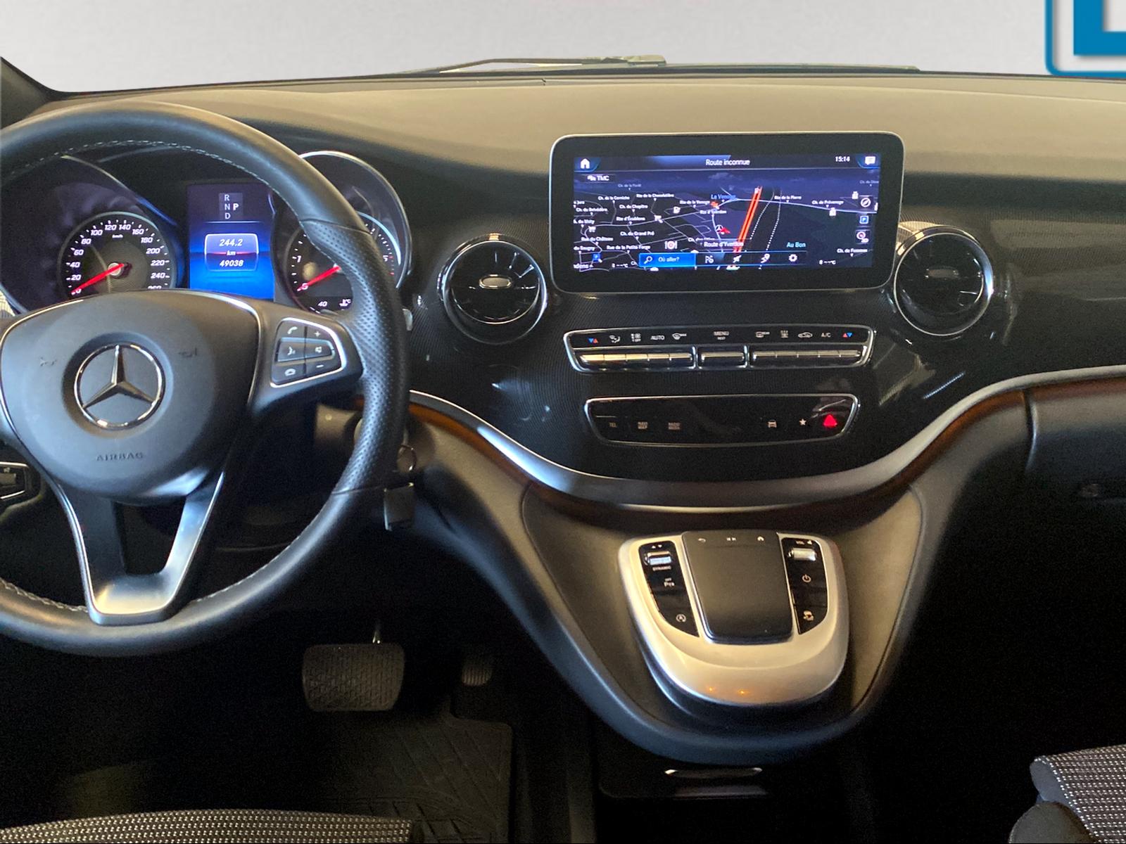 MERCEDES-BENZ V 250 d lang Trend 4Matic 9G-Tronic-image-3