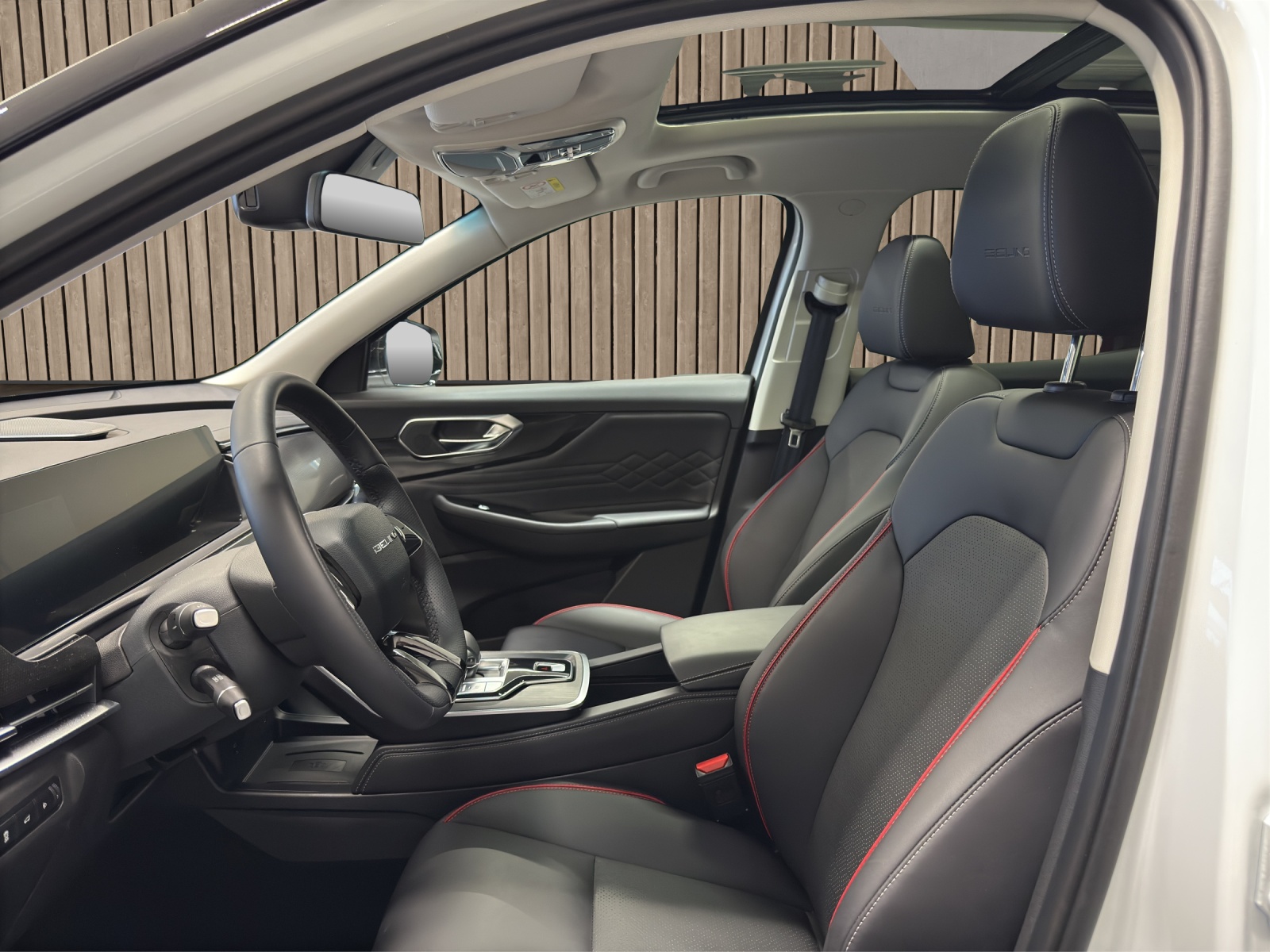 BAIC X7 1.5 Luxury, Neuheit, CH-Fahrzeug! Auch andere Farben!-image-4