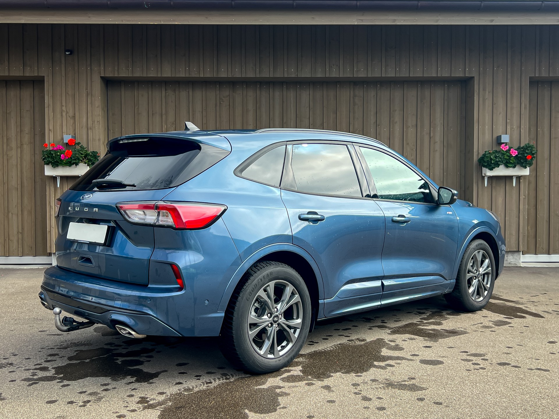 FORD Kuga 2.0 TDCi ST-Line 2WD Automat-image-3